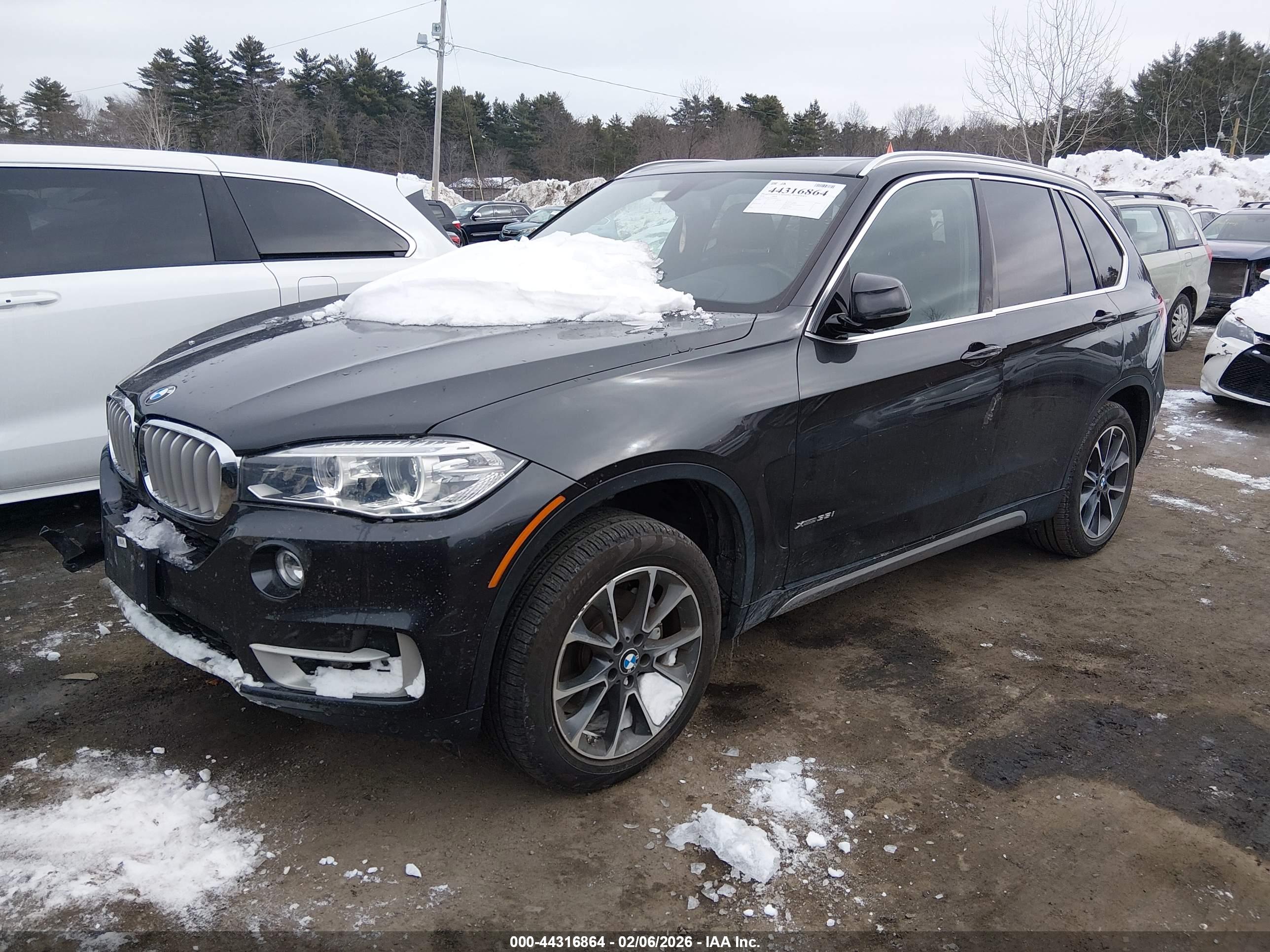 BMW X5 image 2