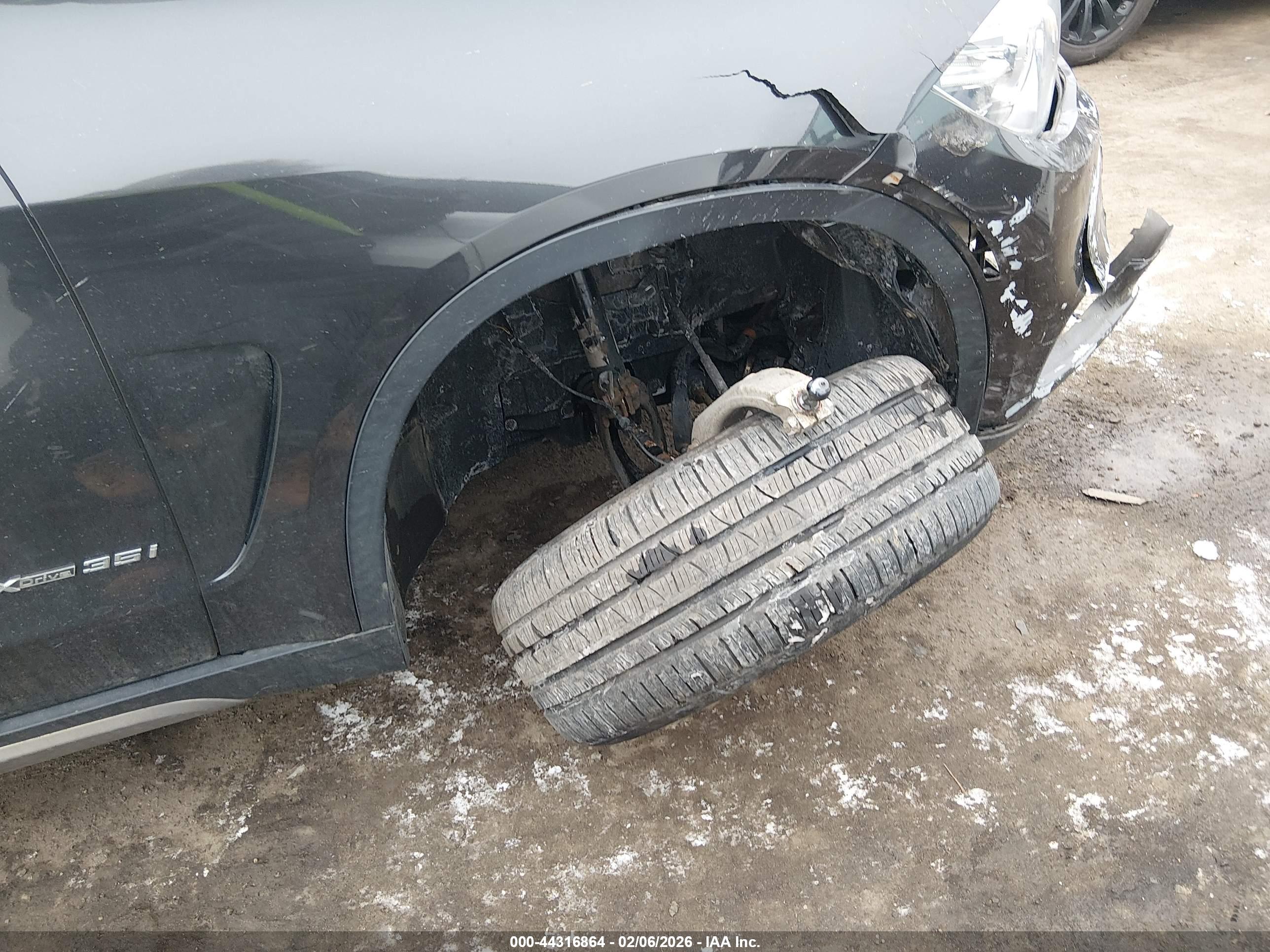 BMW X5 image 6