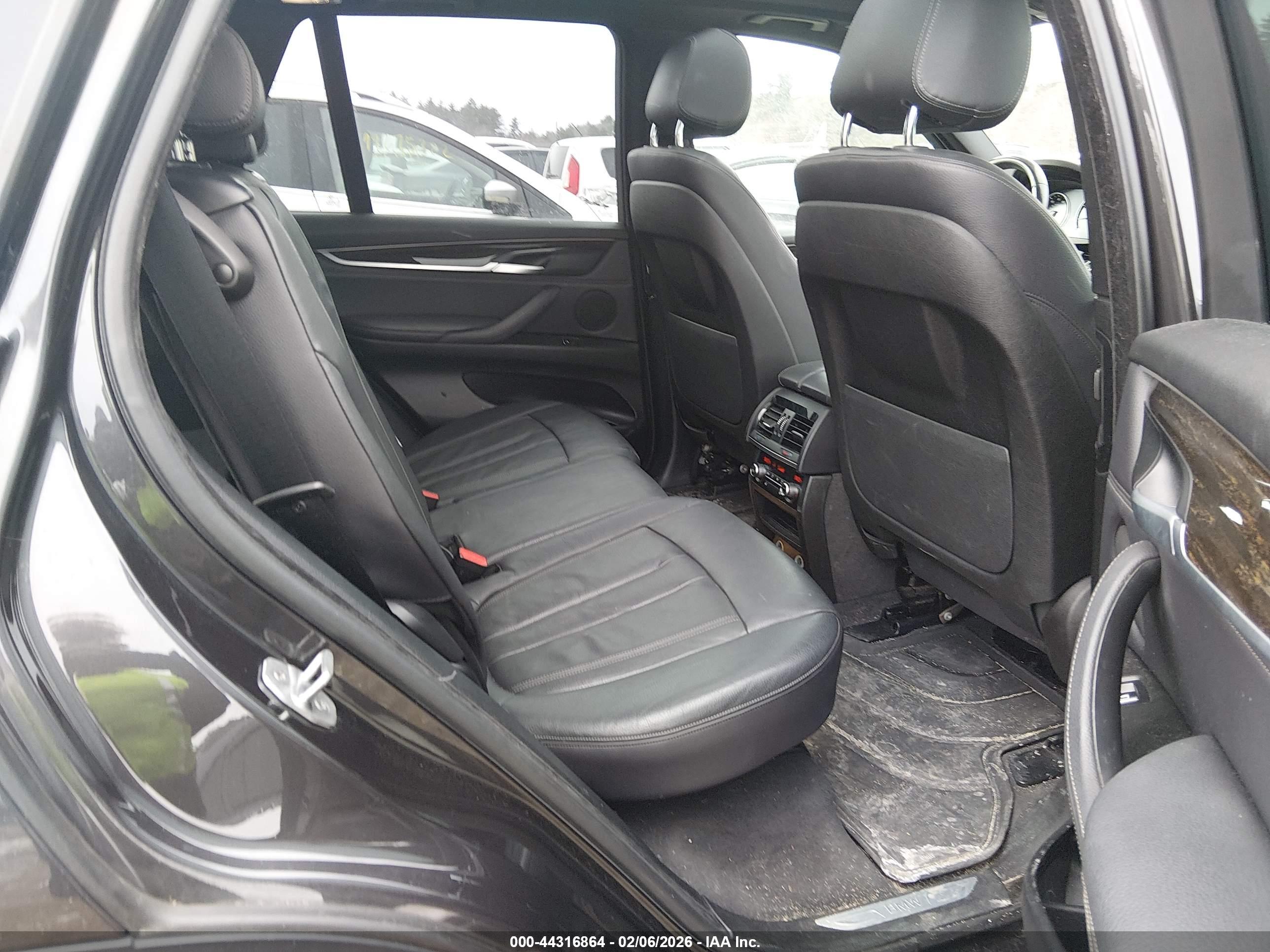 BMW X5 image 8