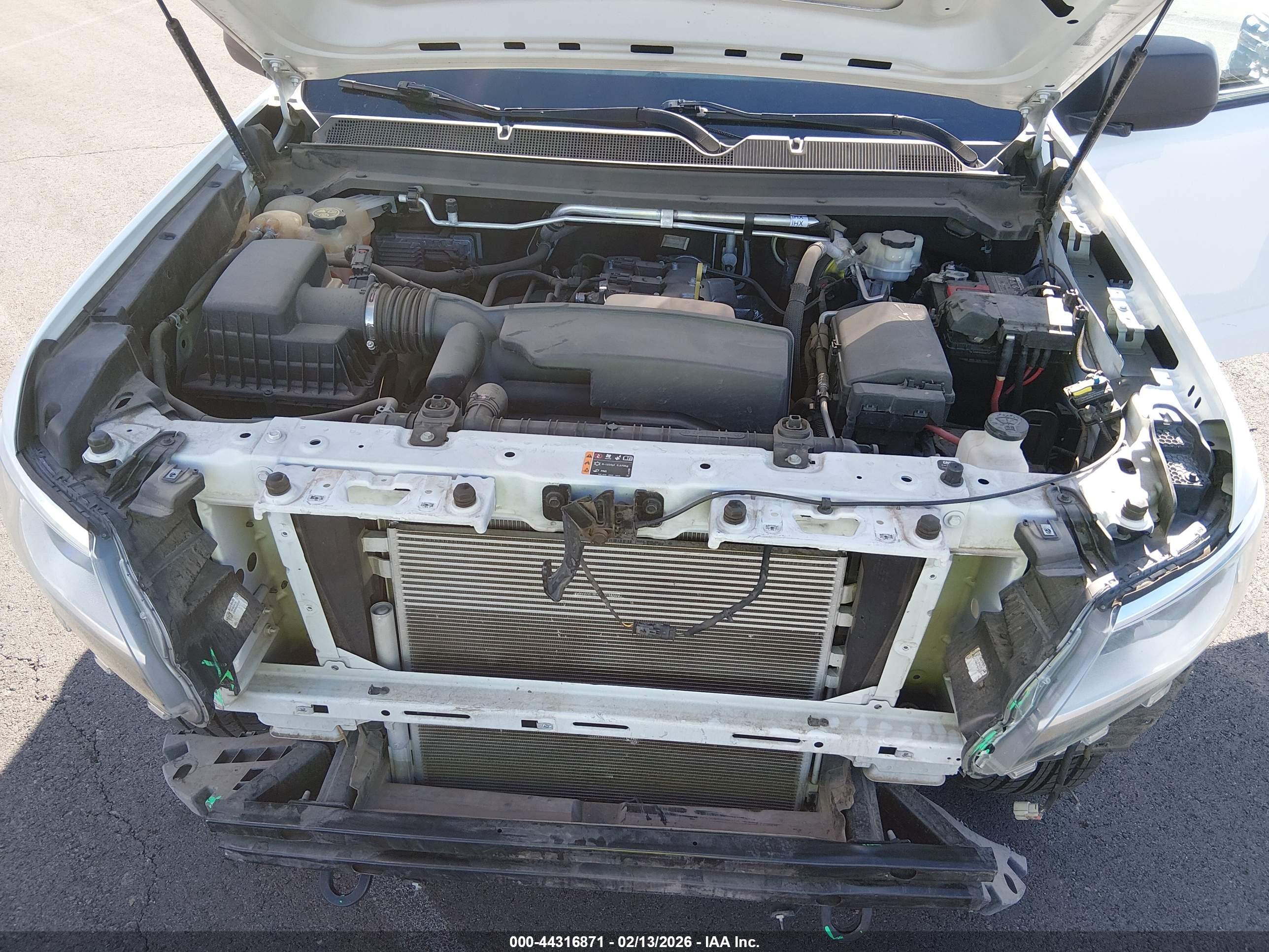 CHEVROLET COLORADO image 10