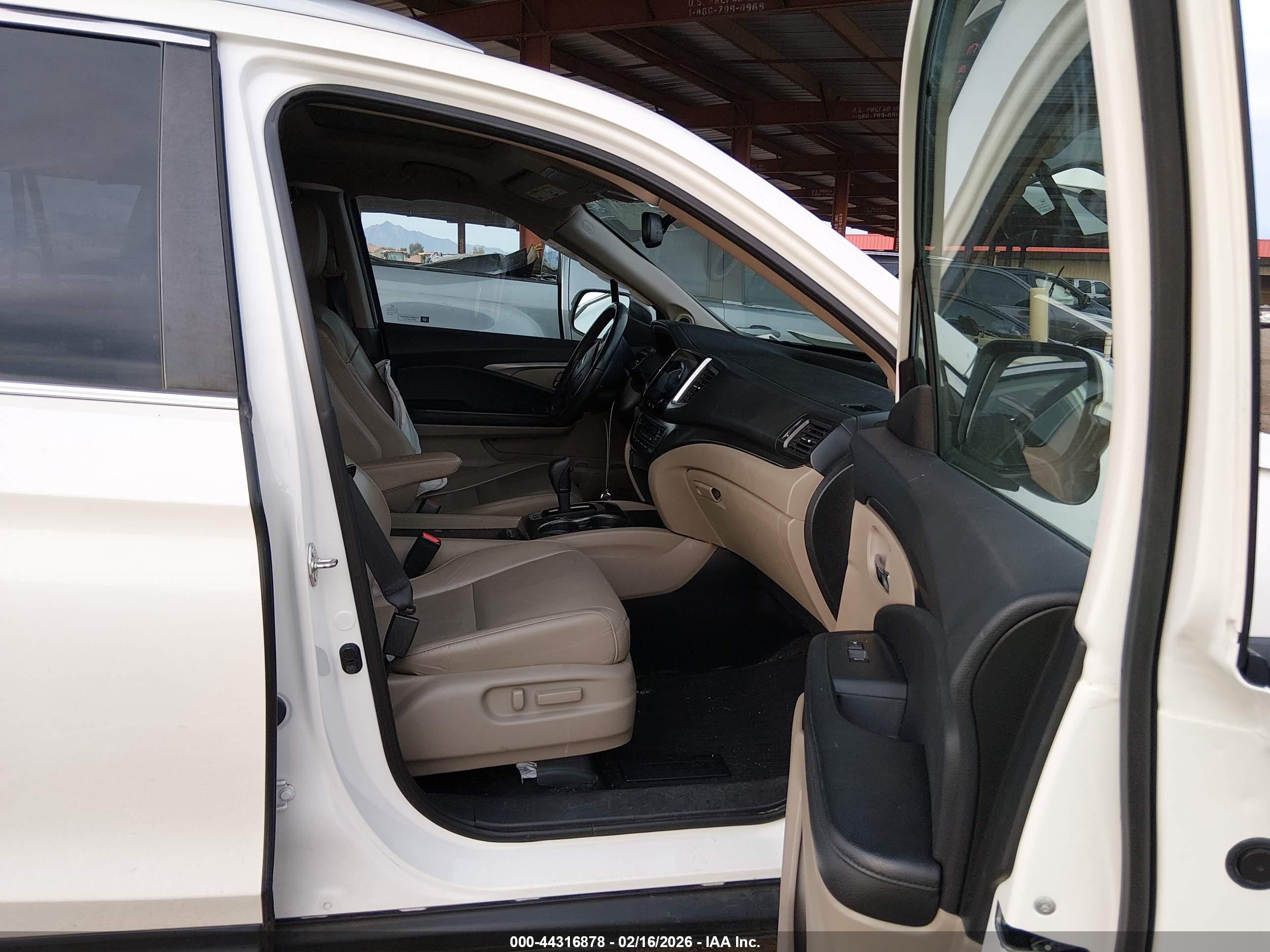 HONDA PILOT image 5