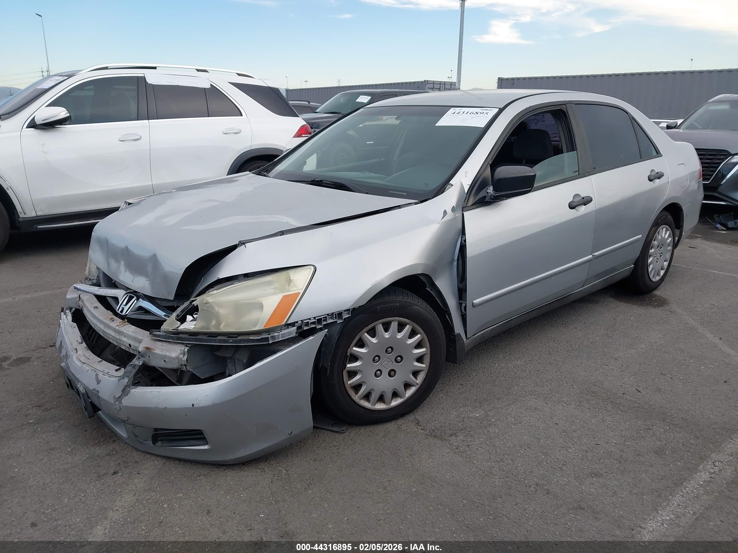 HONDA ACCORD image 2