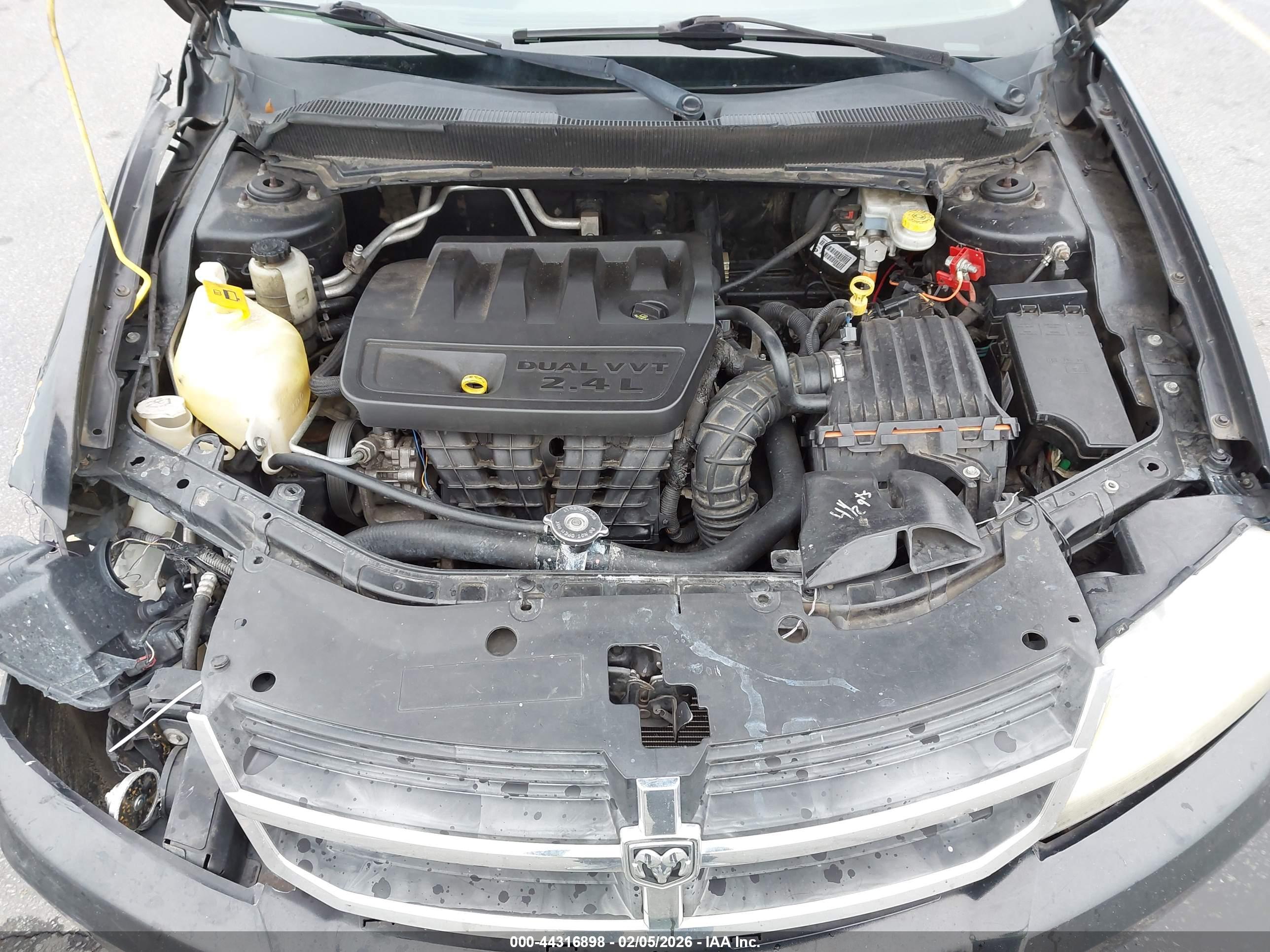 DODGE AVENGER image 10