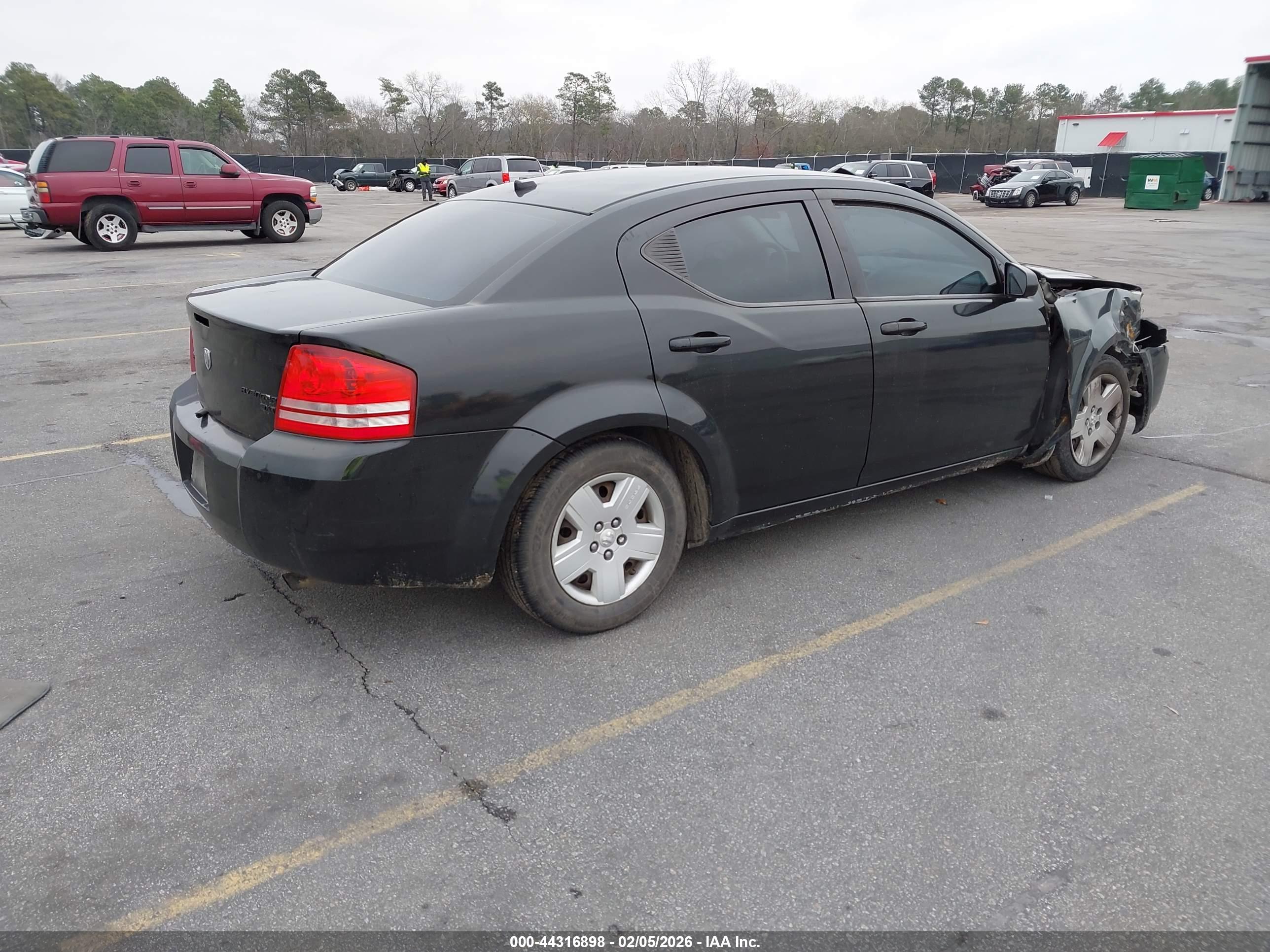 DODGE AVENGER image 4