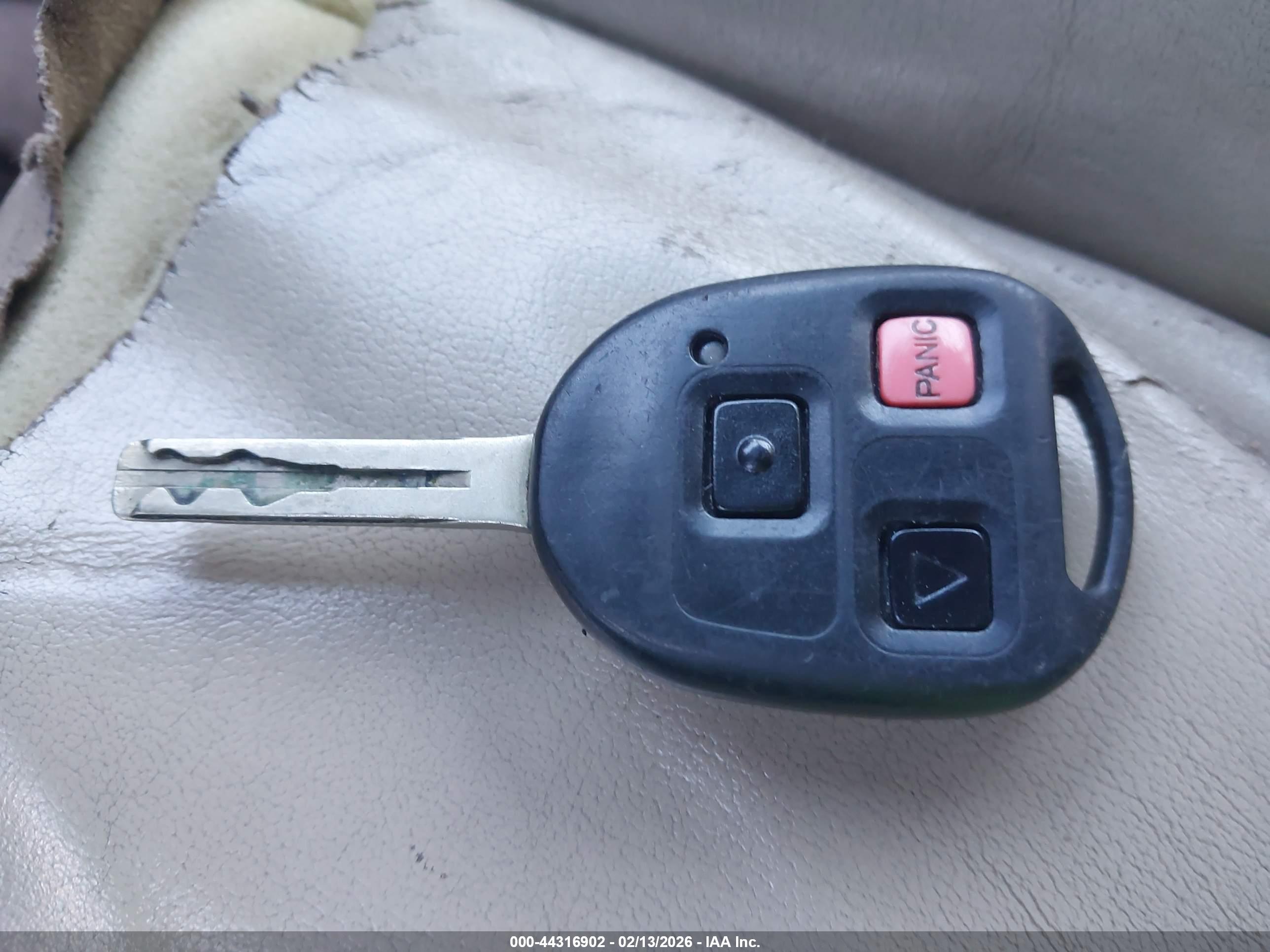 LEXUS RX image 11