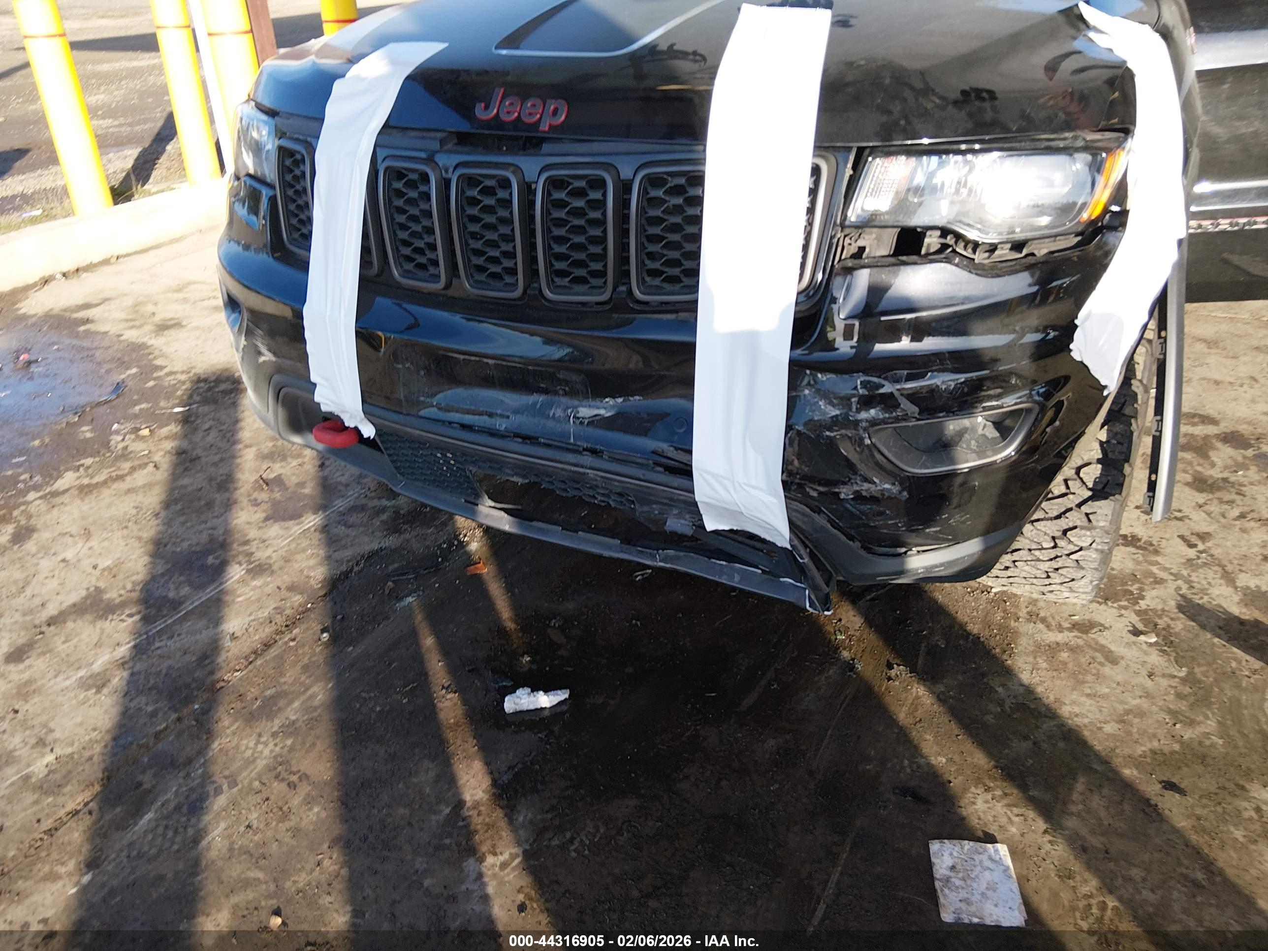 JEEP GRAND image 6