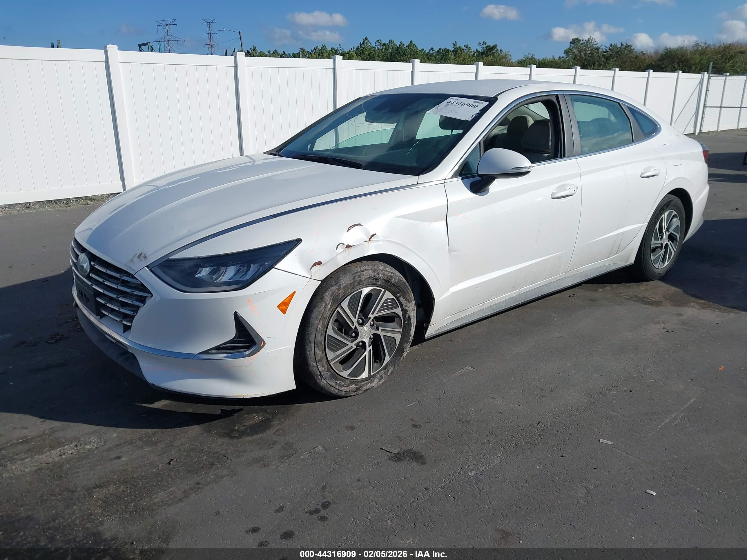 HYUNDAI SONATA image 2