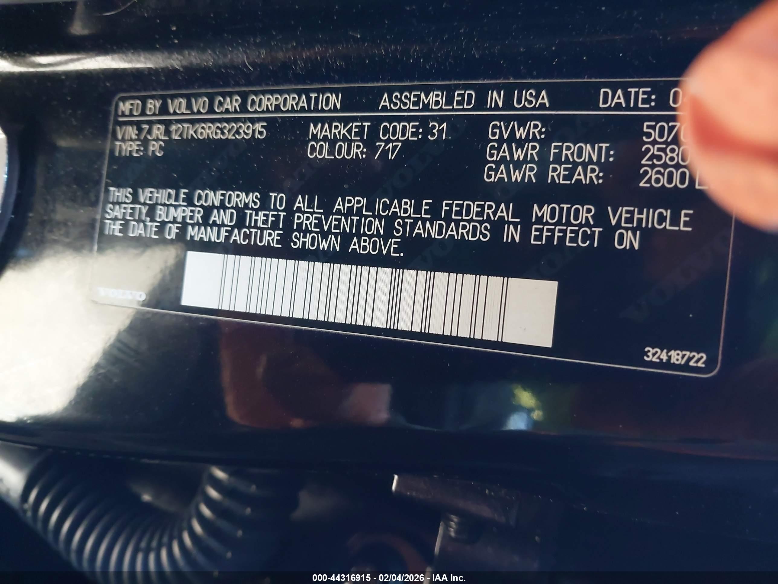 VOLVO S60 image 9