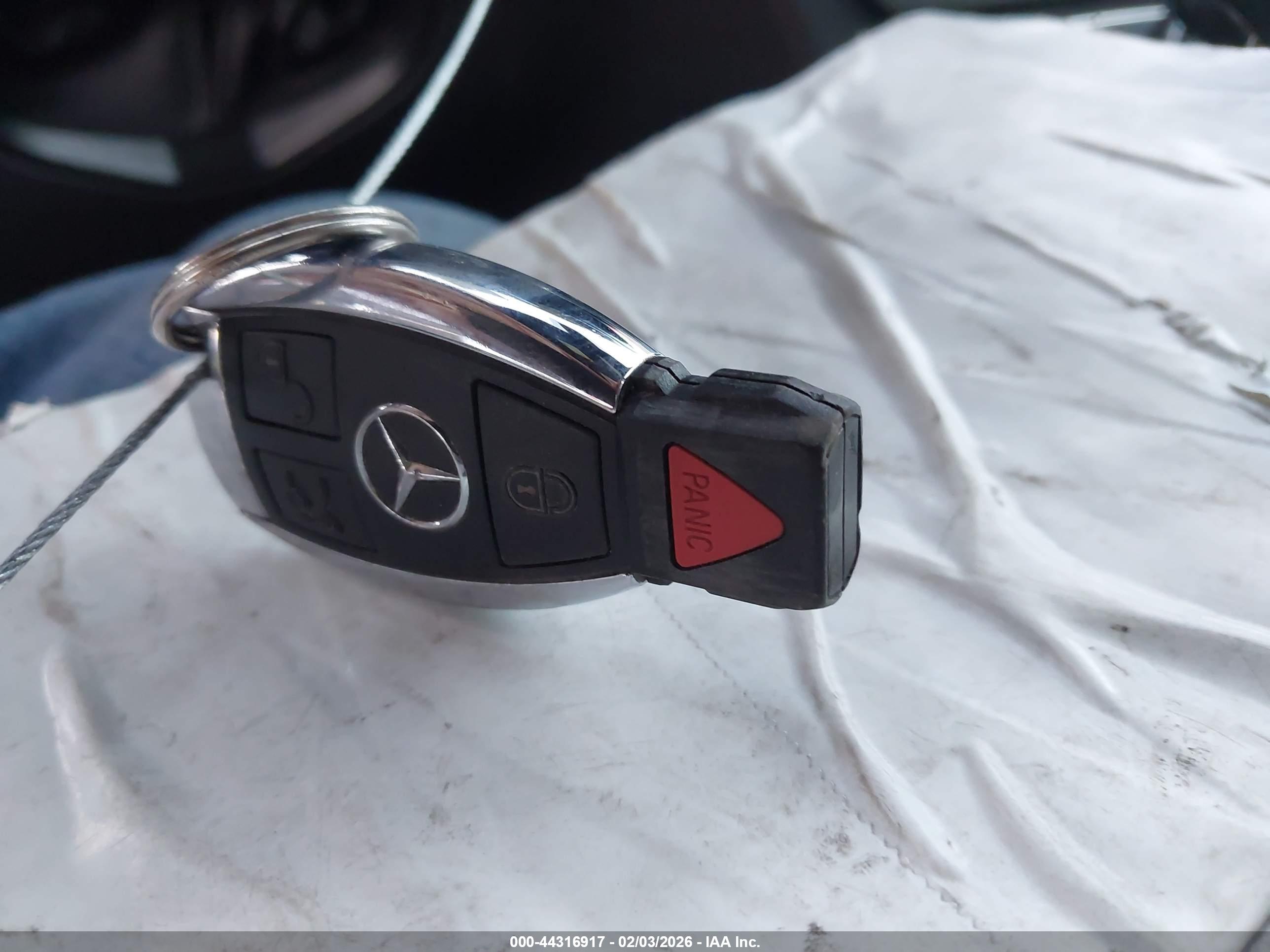MERCEDES-BENZ C image 11