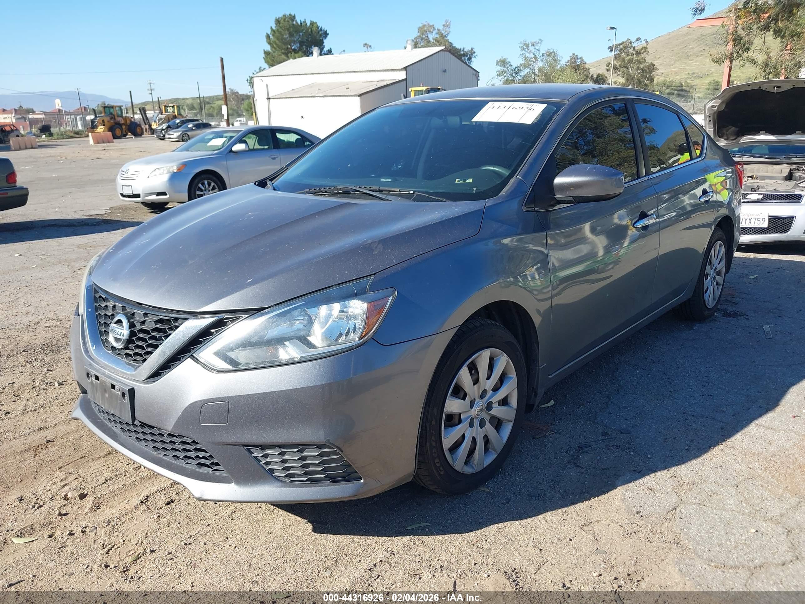 NISSAN SENTRA image 2