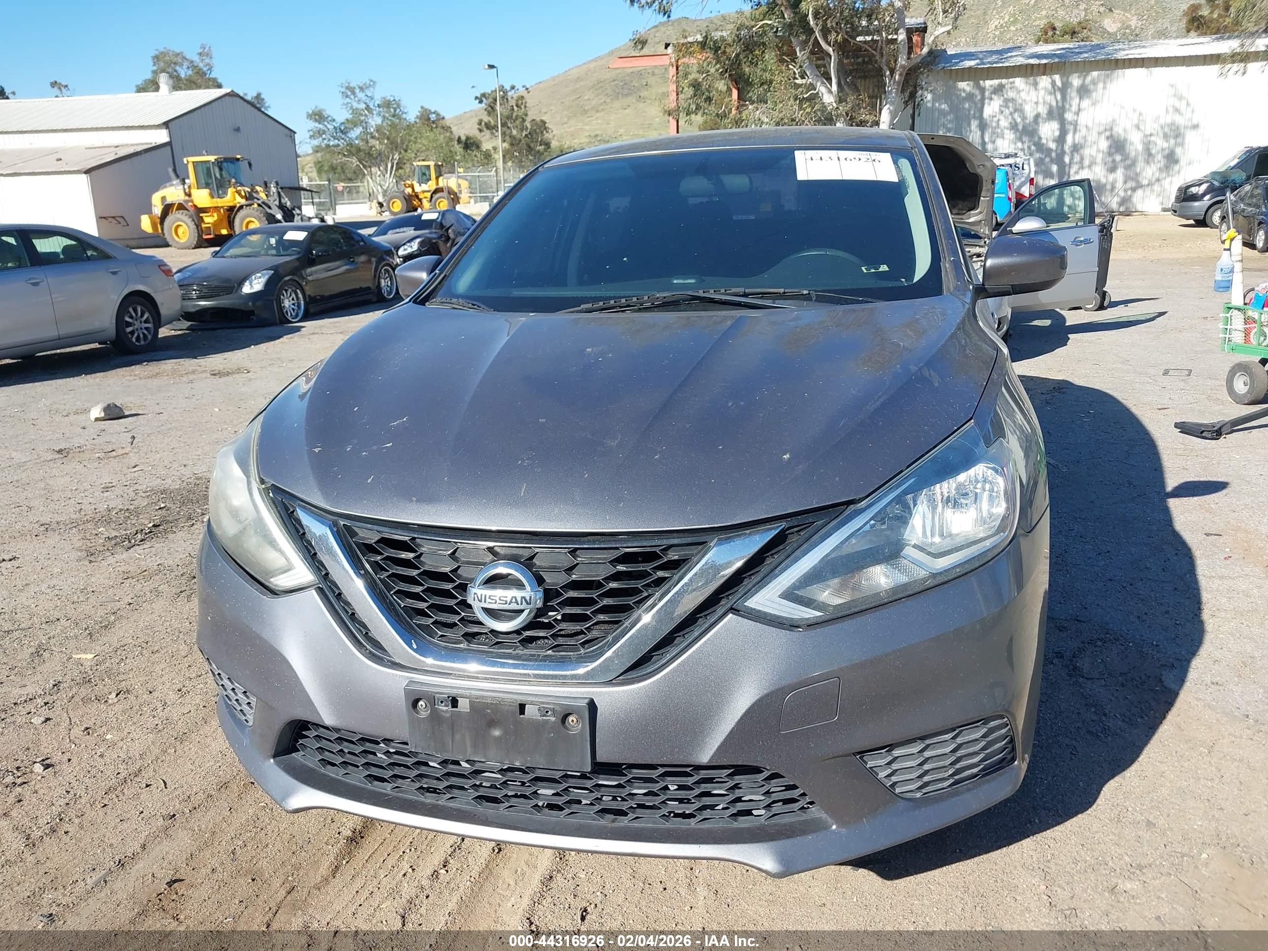 NISSAN SENTRA image 6