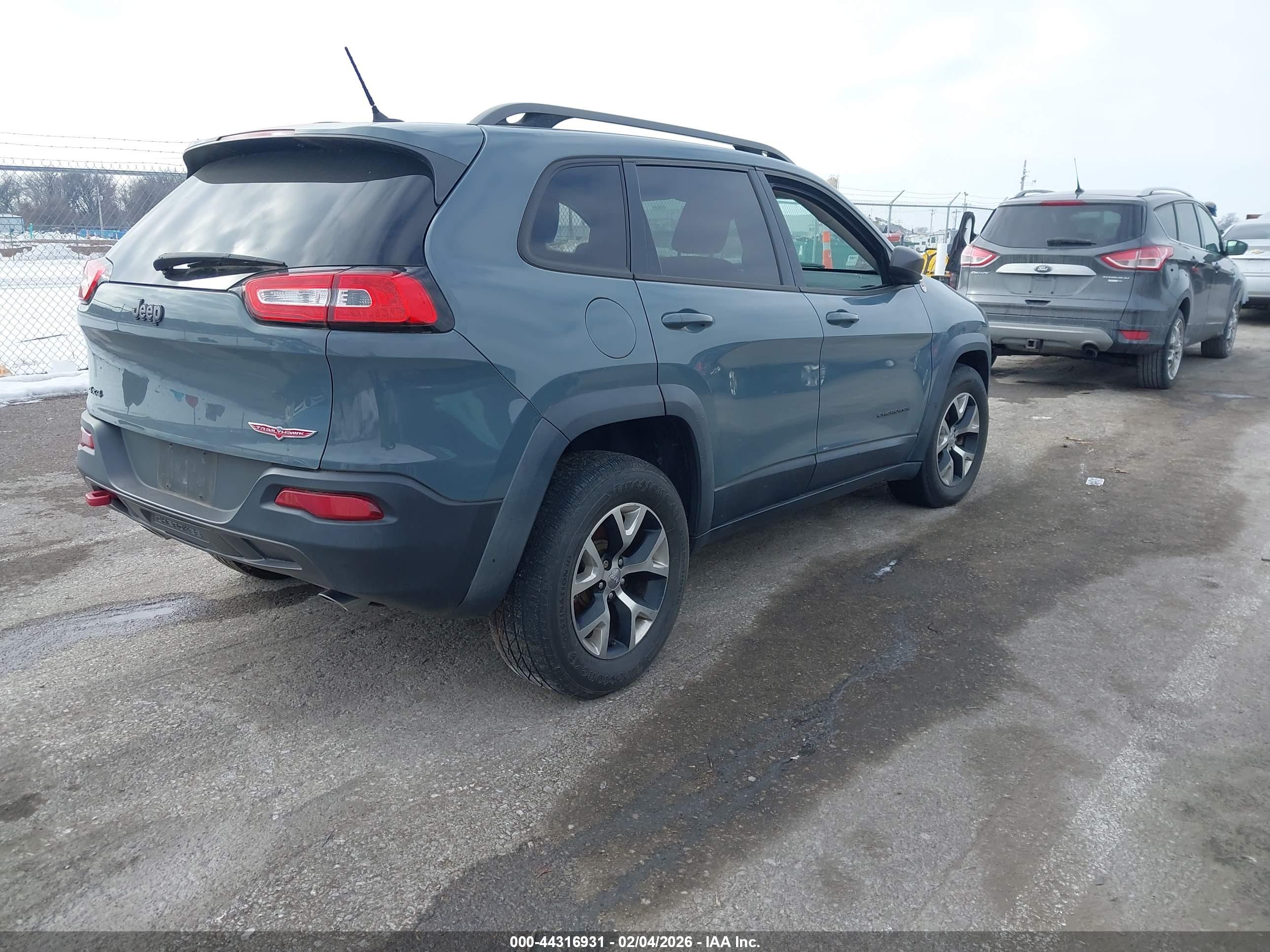 JEEP CHEROKEE image 4