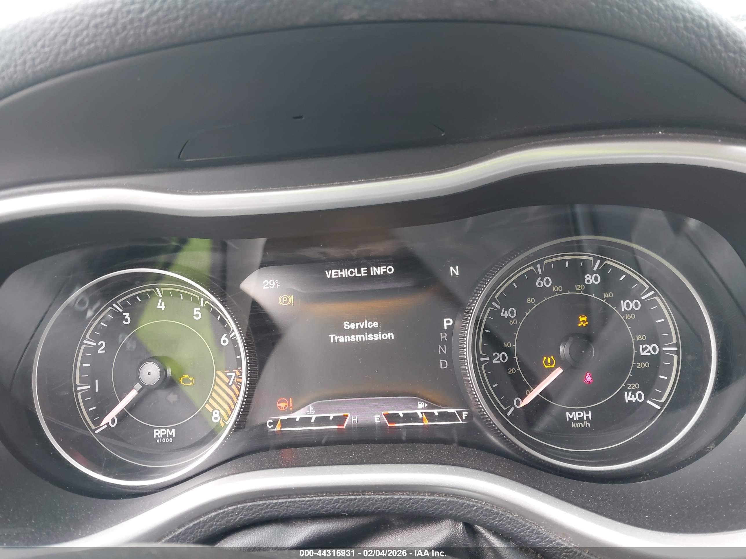JEEP CHEROKEE image 7