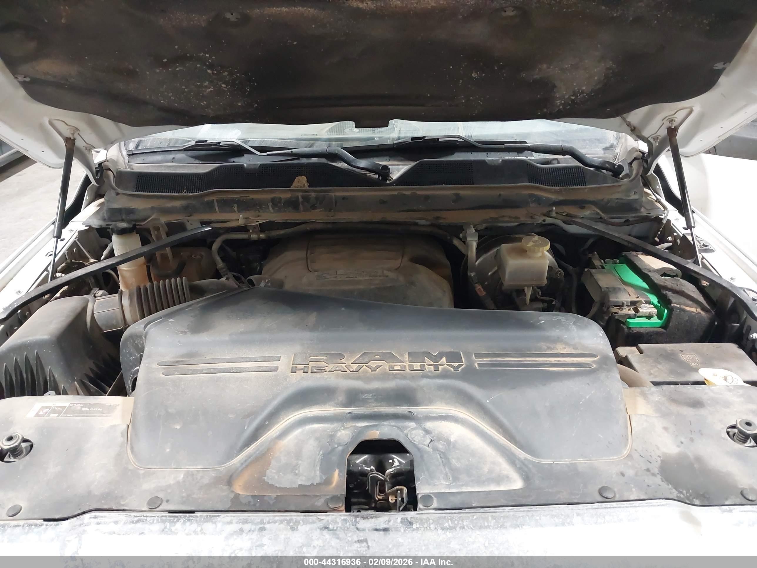 RAM 2500 image 10