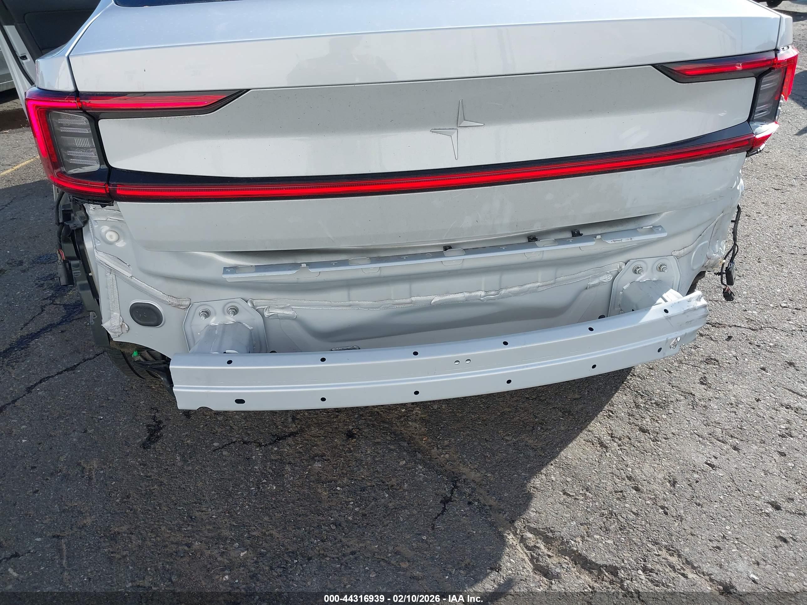 POLESTAR 2 image 6