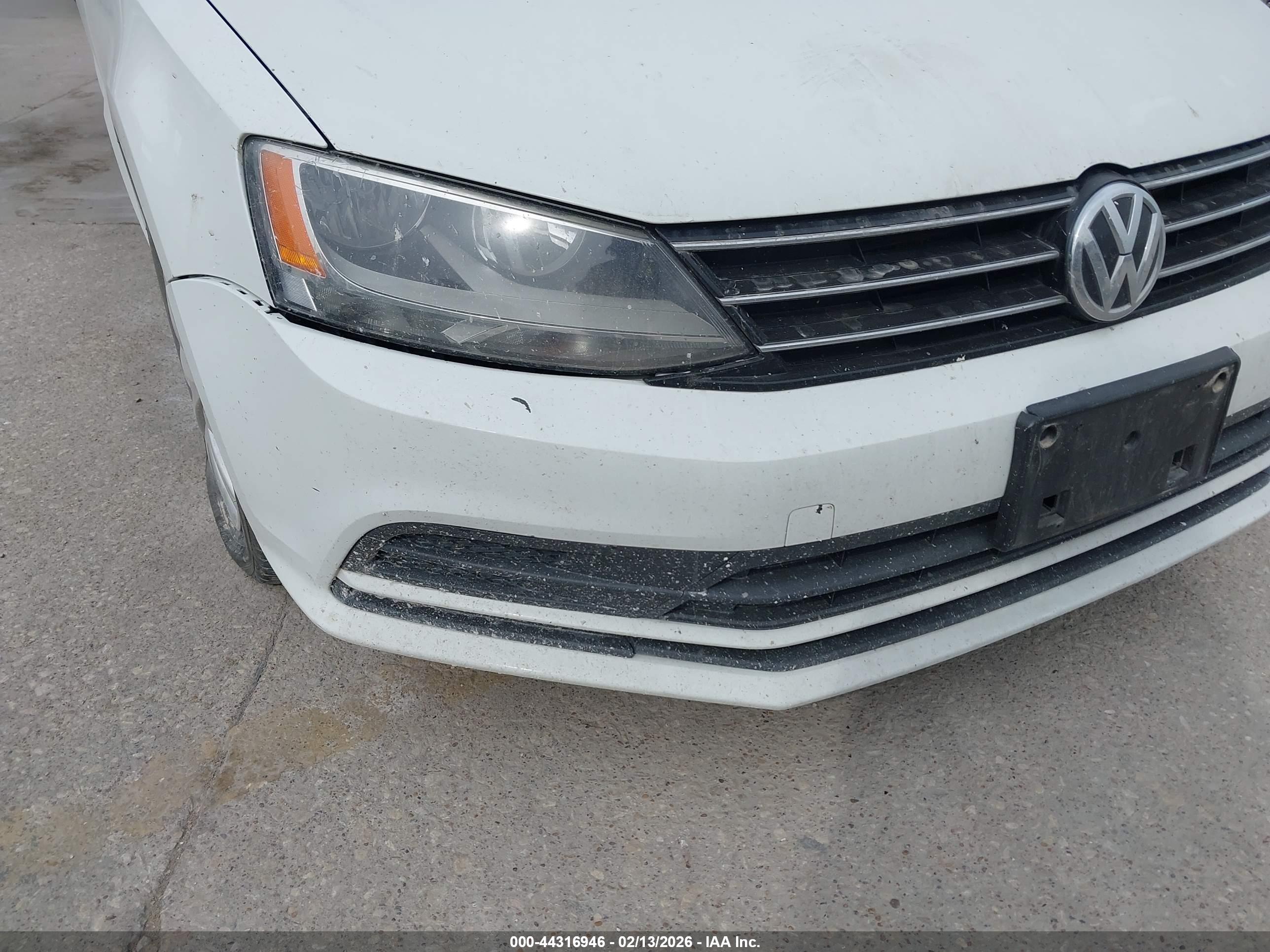 VOLKSWAGEN JETTA image 6