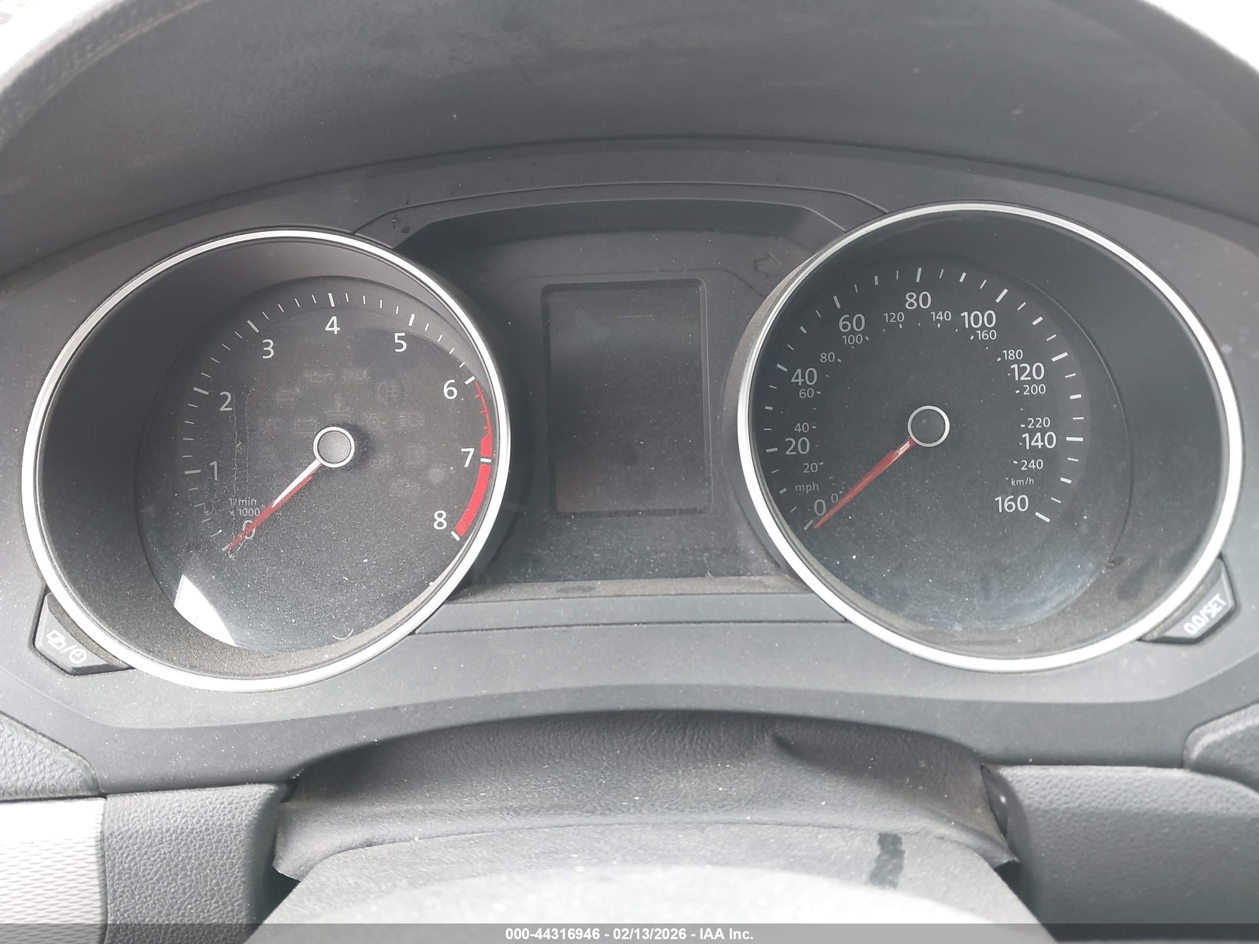 VOLKSWAGEN JETTA image 7