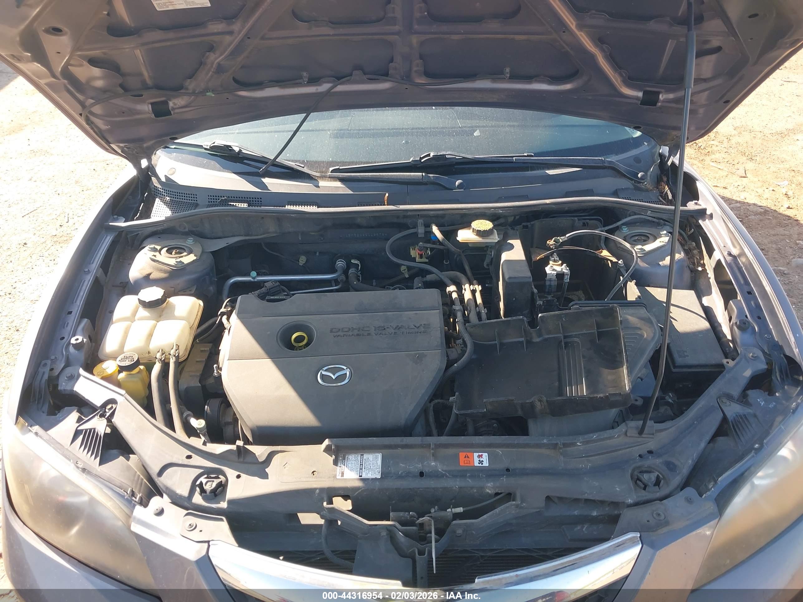 MAZDA MAZDA3 image 10