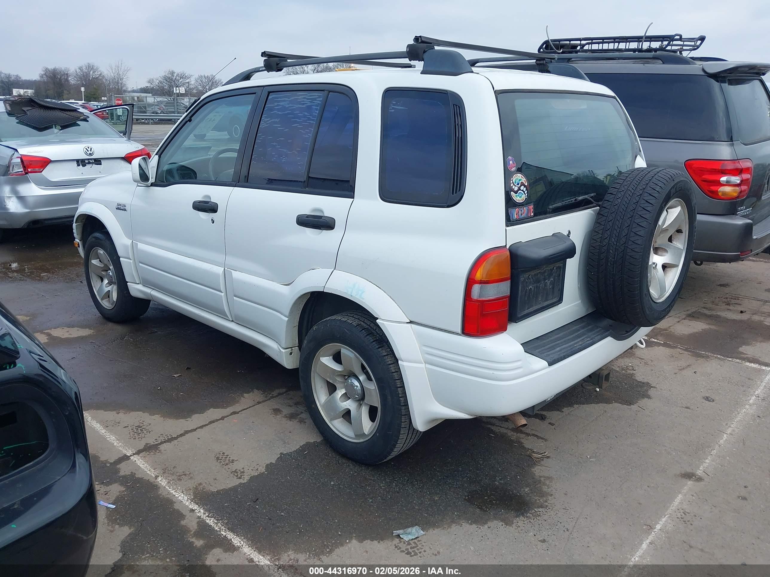 SUZUKI GRAND image 3