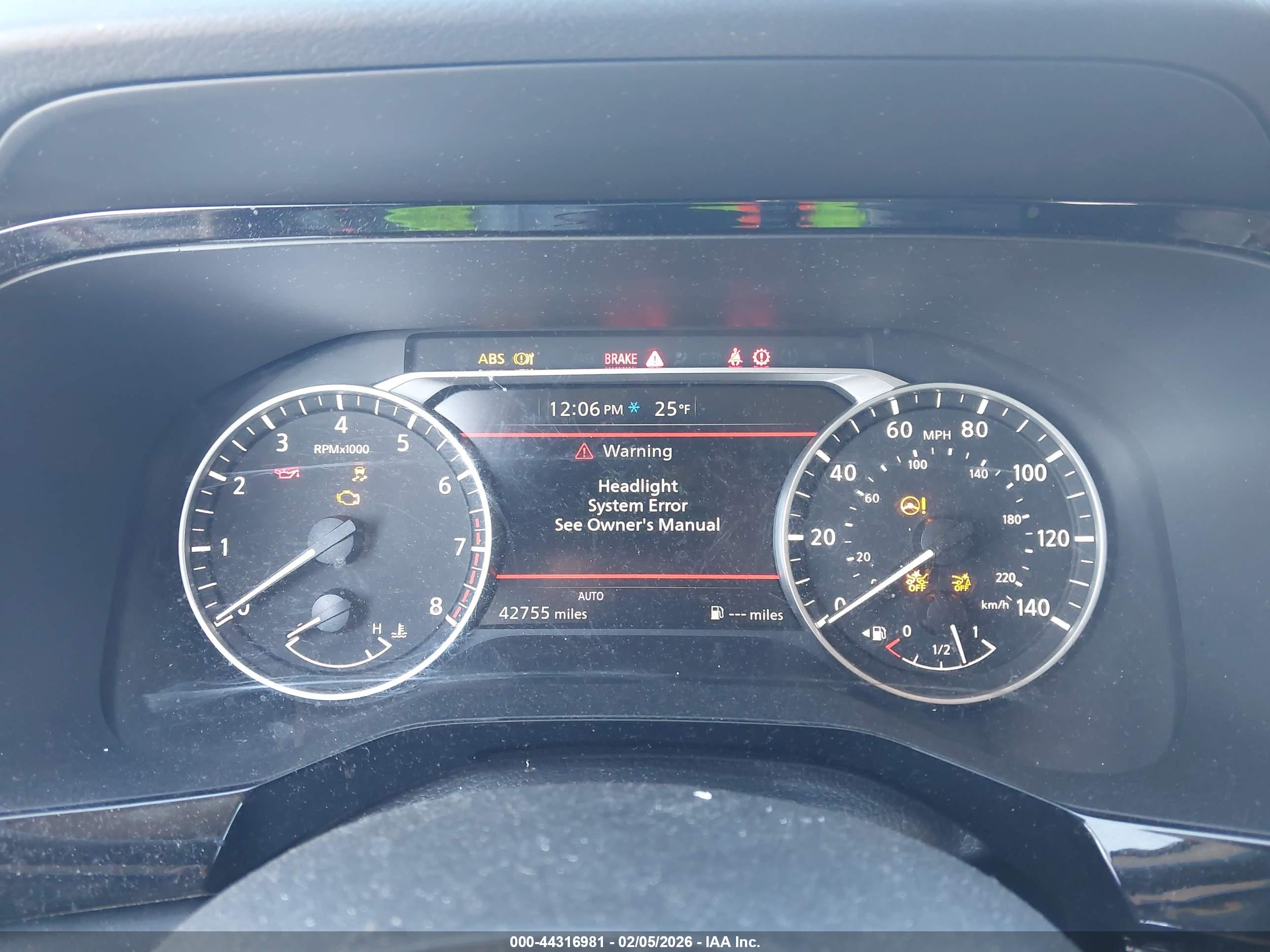 NISSAN PATHFINDER image 7