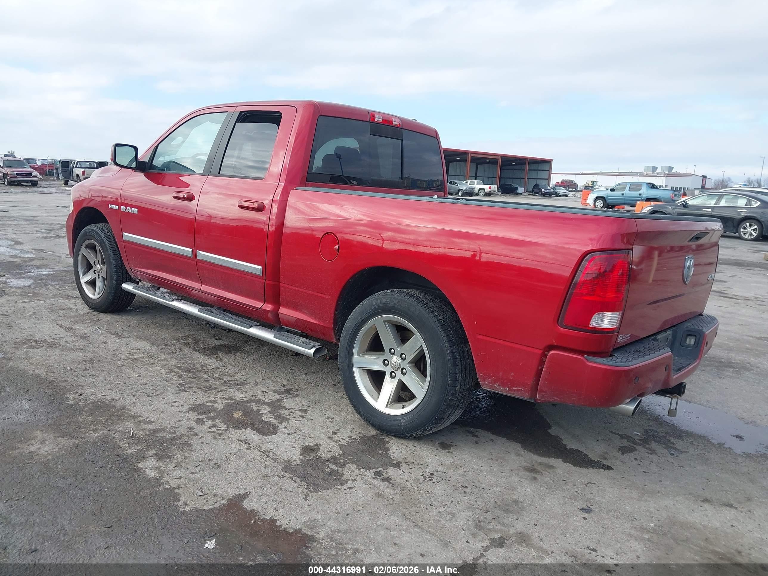 DODGE RAM image 3