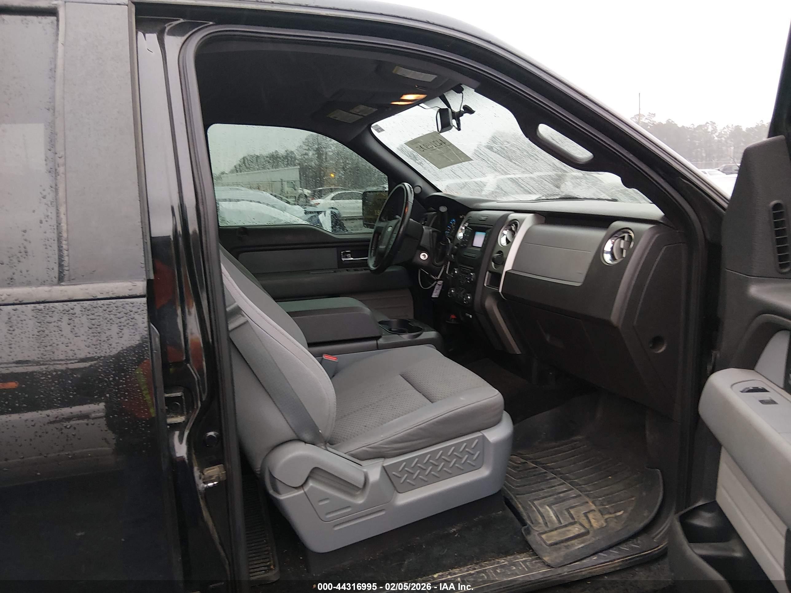 FORD F-150 image 5