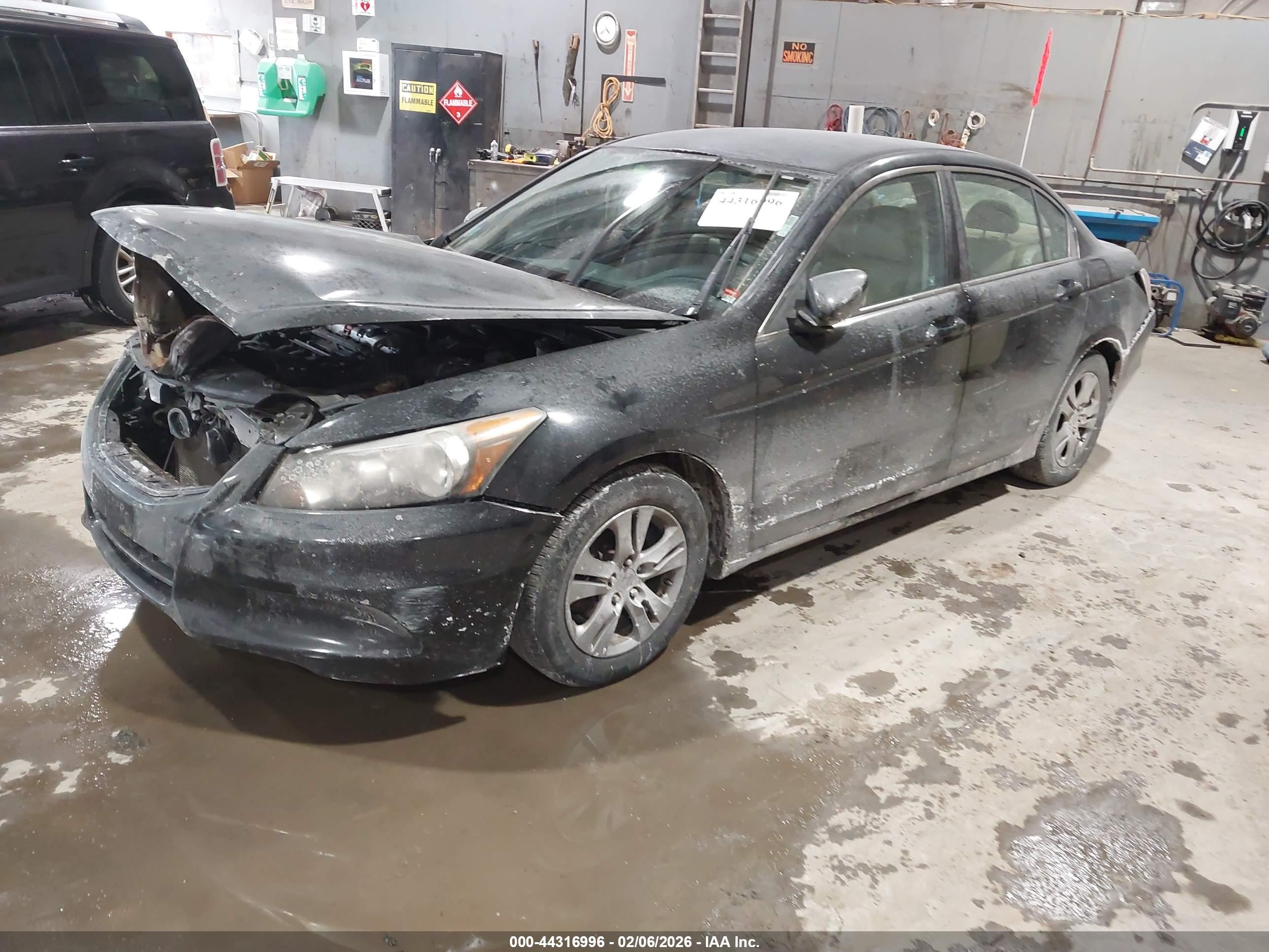 HONDA ACCORD image 2