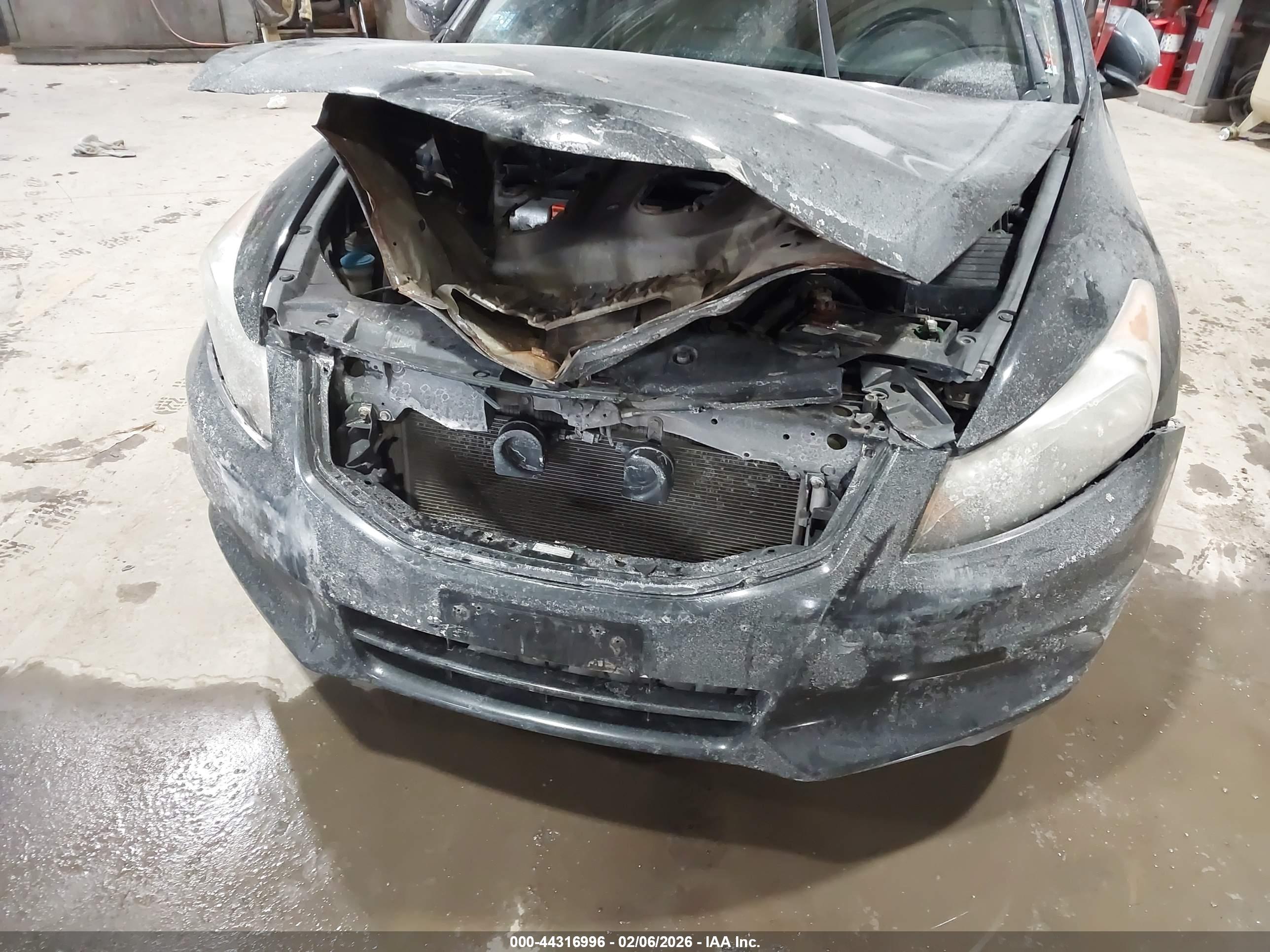 HONDA ACCORD image 6