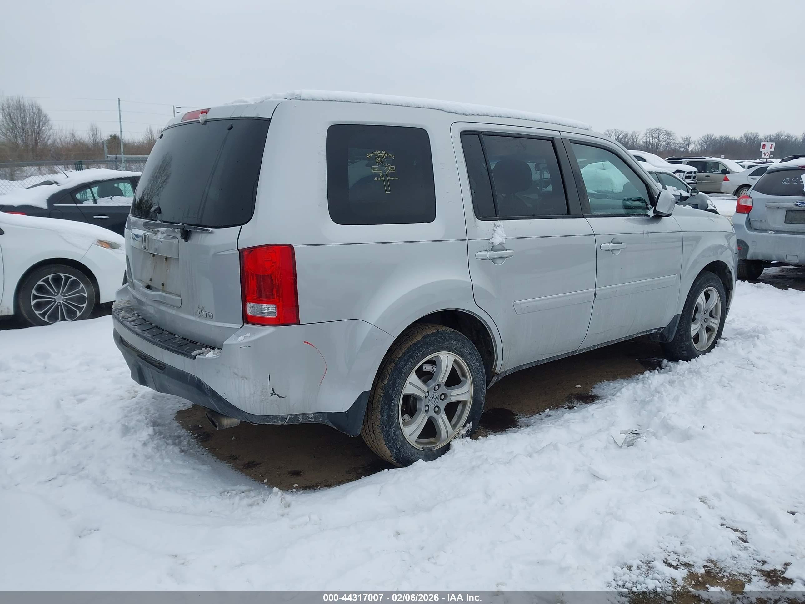 HONDA PILOT image 4