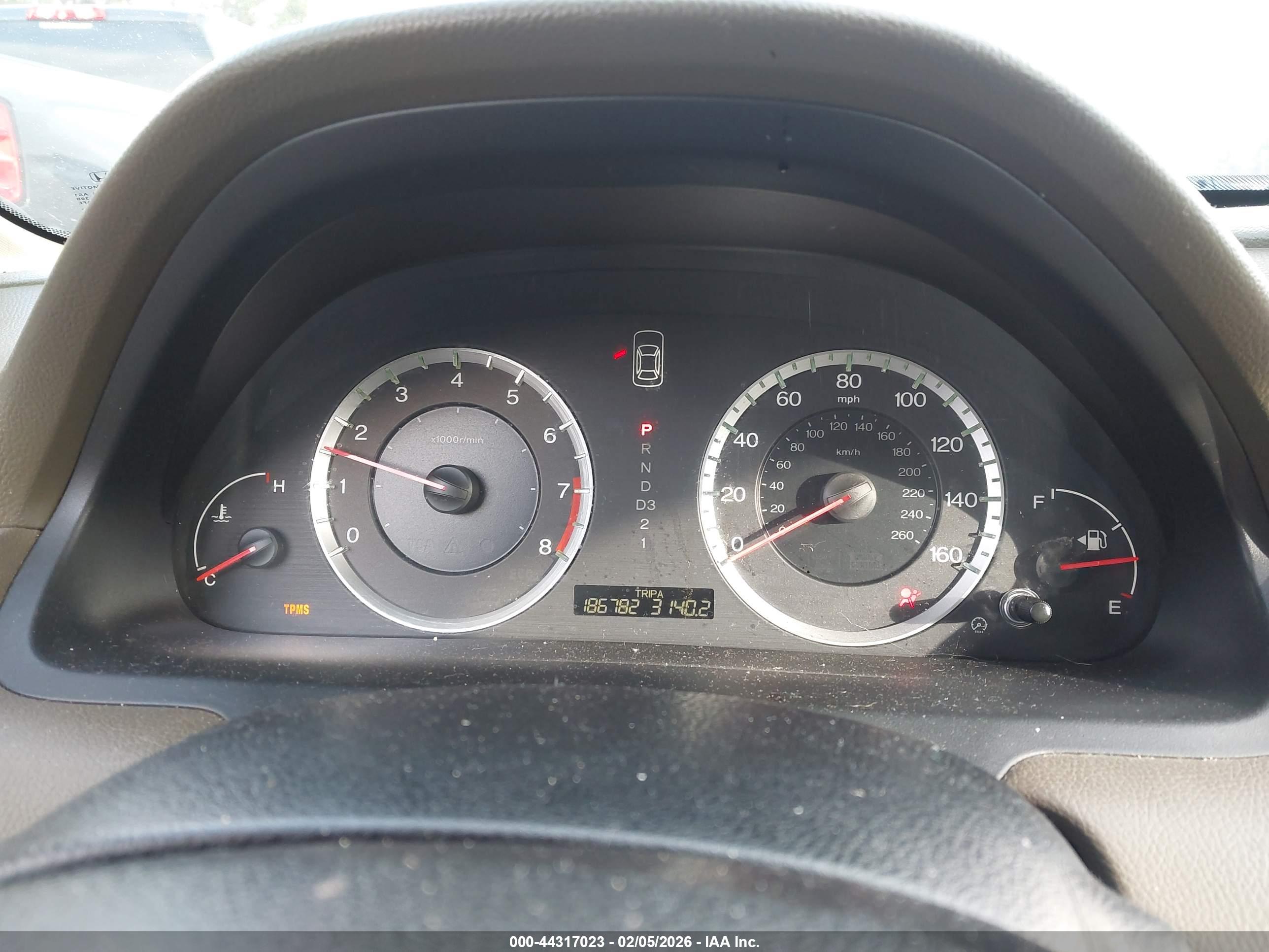 HONDA ACCORD image 7