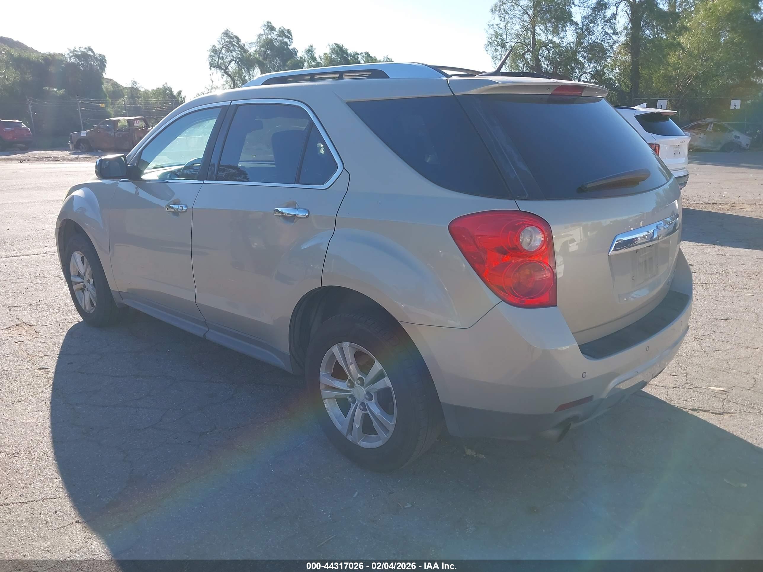 CHEVROLET EQUINOX image 3