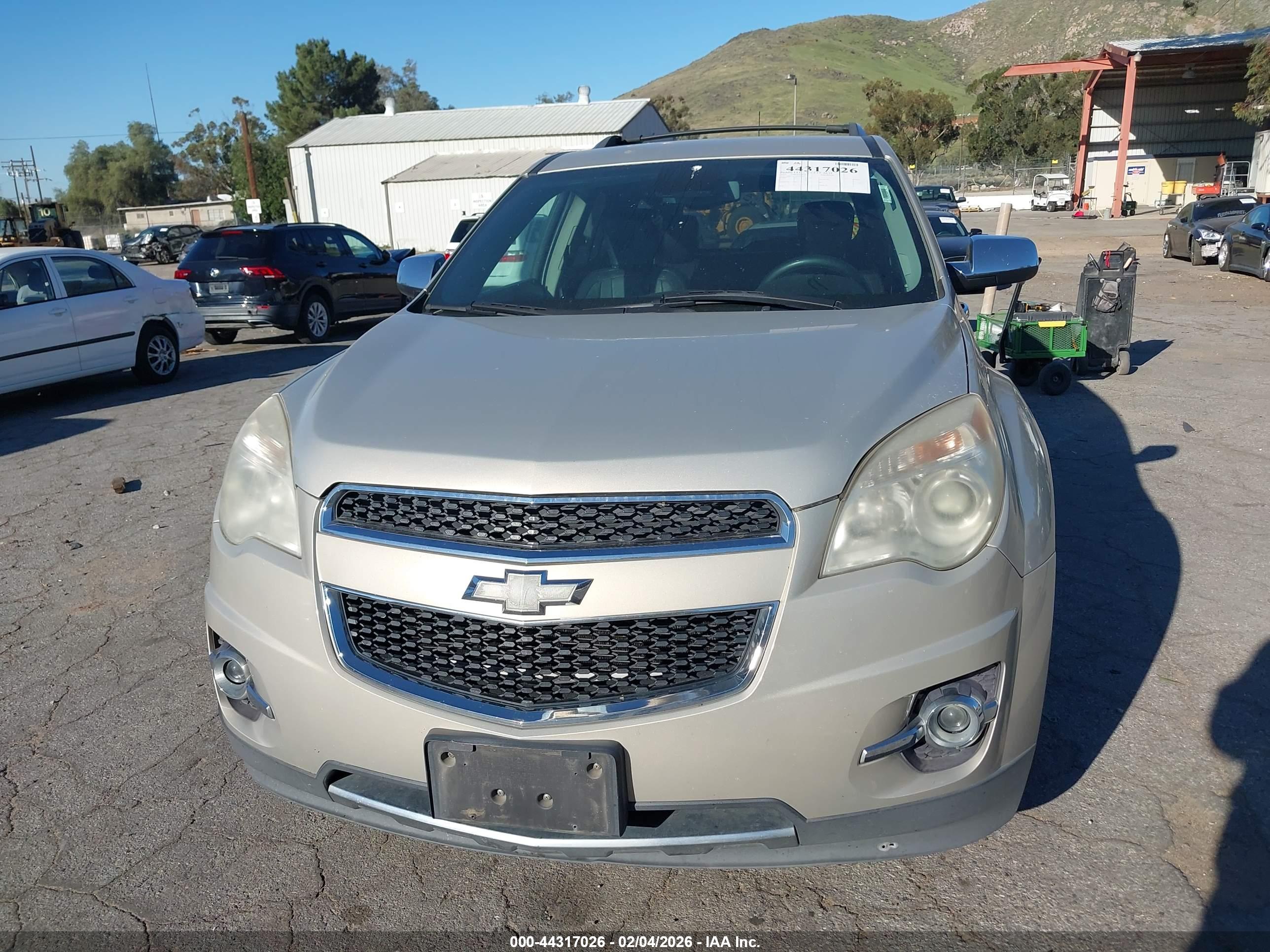 CHEVROLET EQUINOX image 6