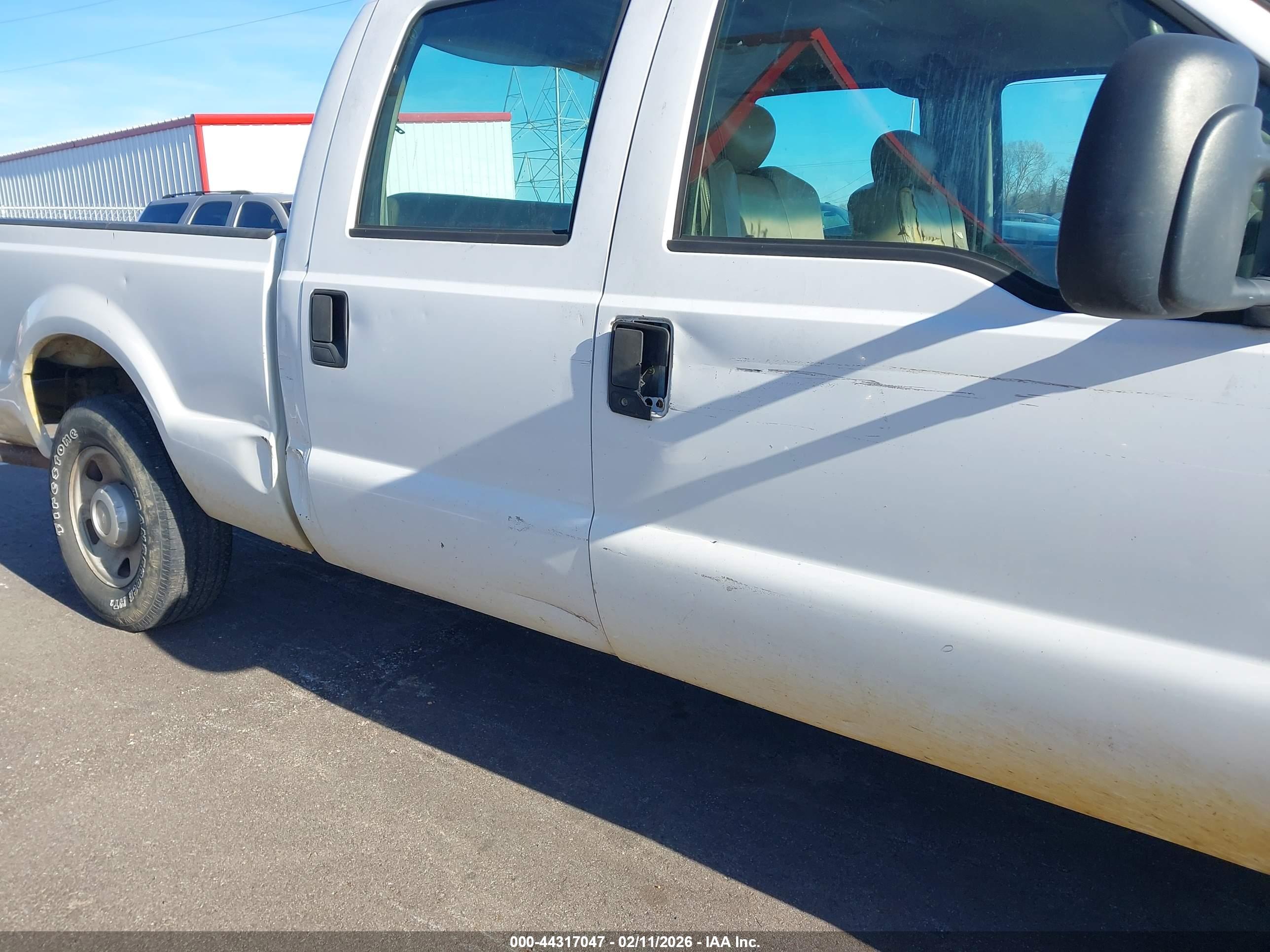 FORD F-250 image 6