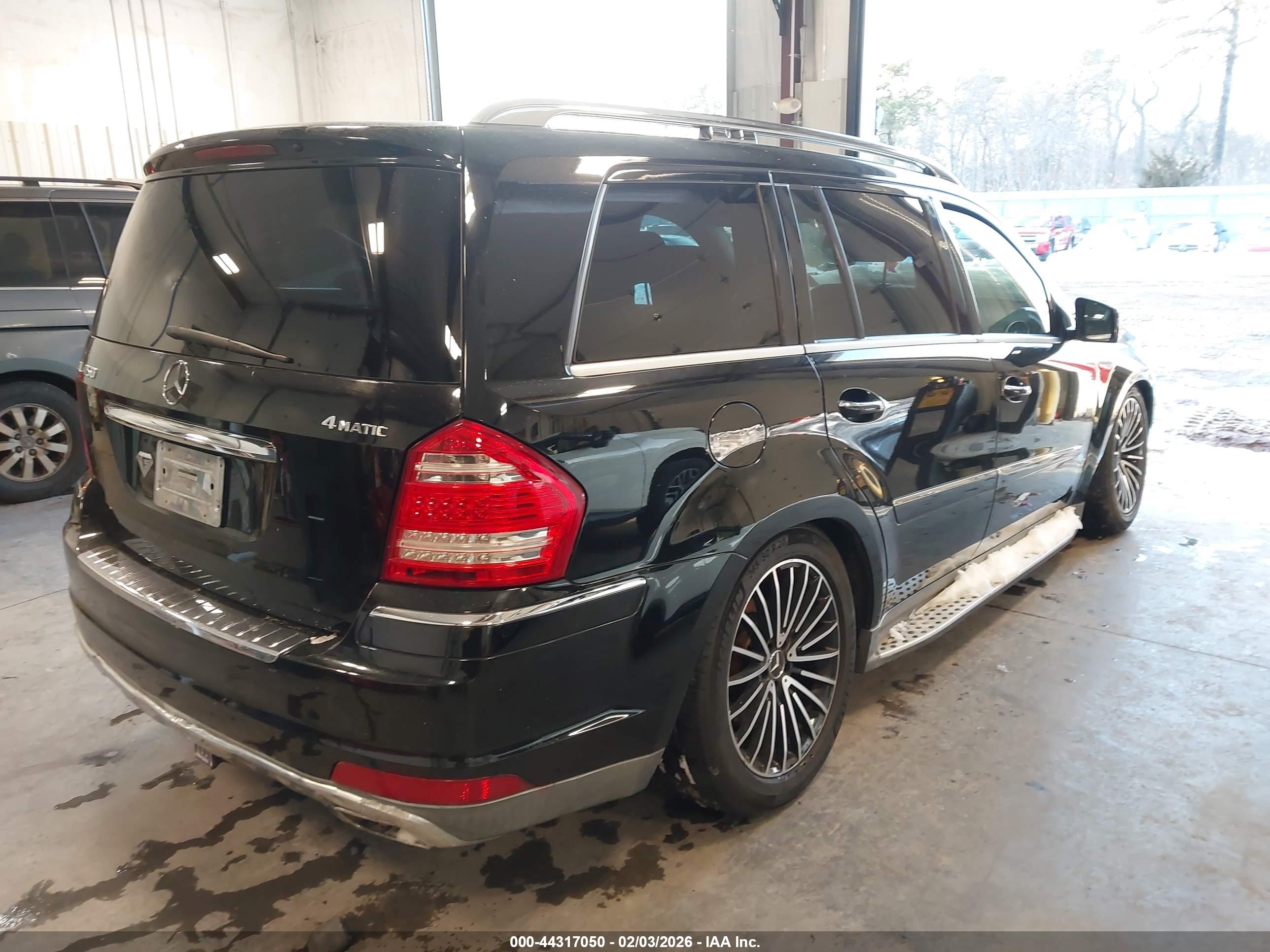 MERCEDES-BENZ GL image 4