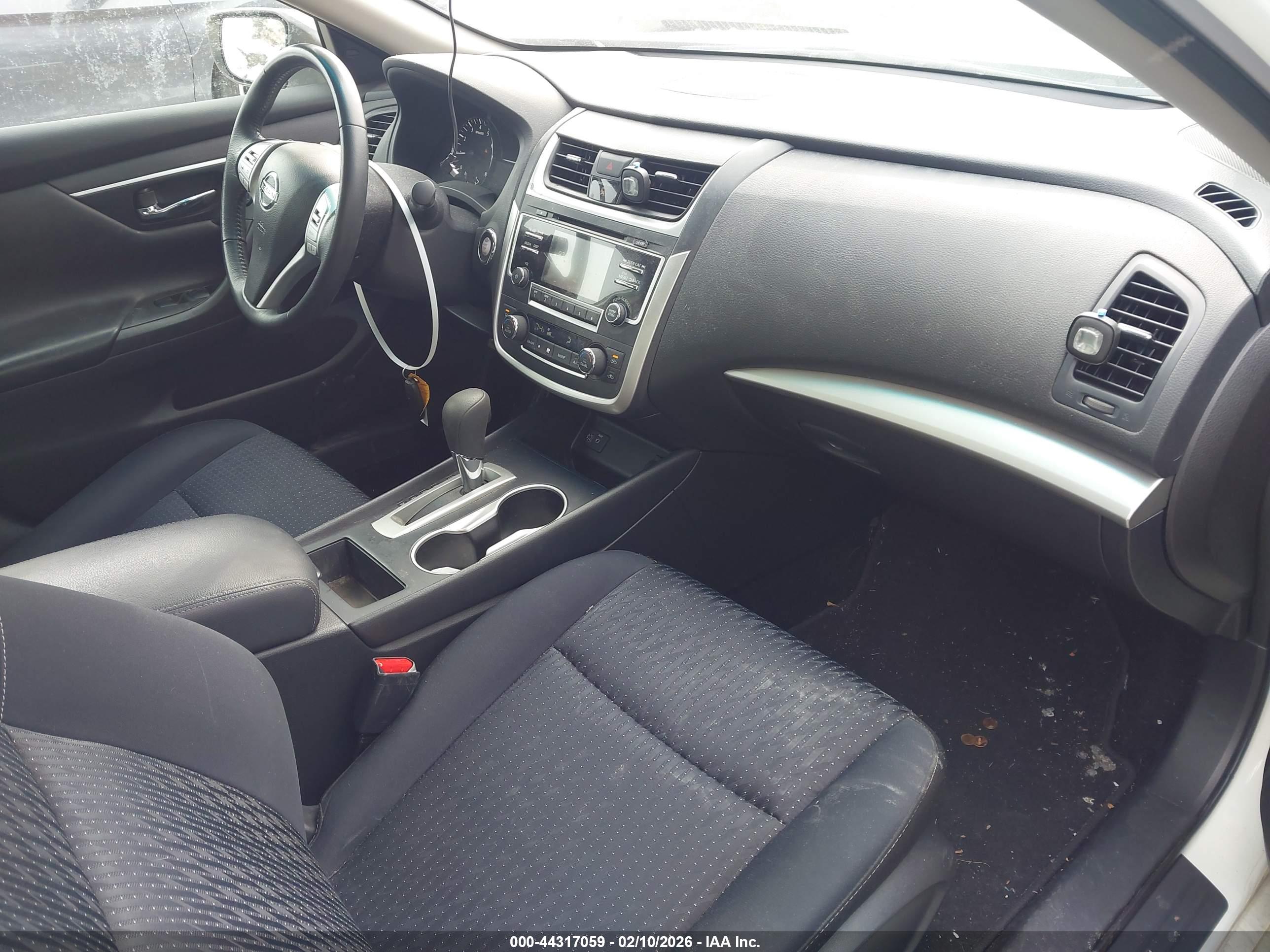 NISSAN ALTIMA image 5