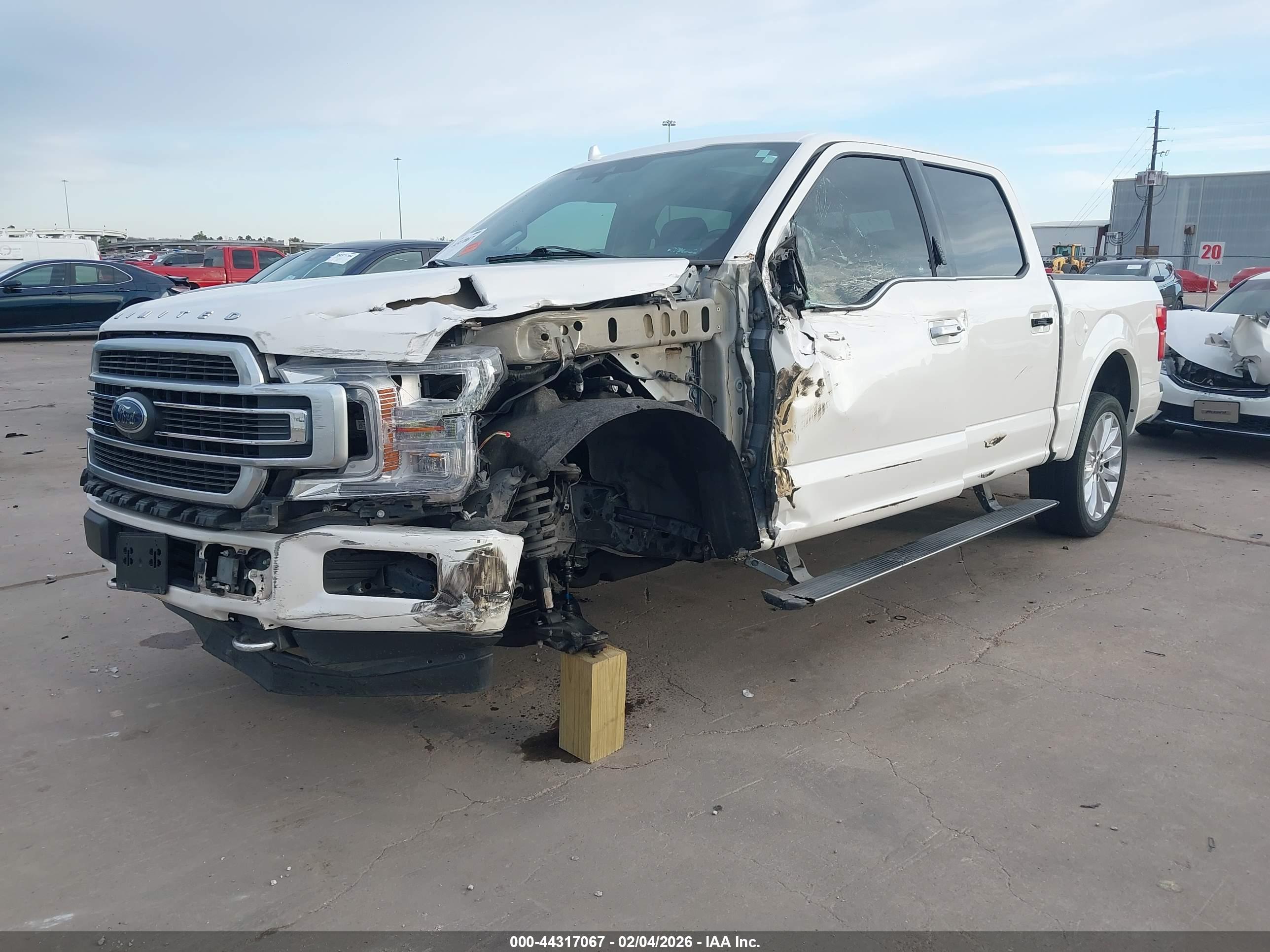FORD F-150 image 2