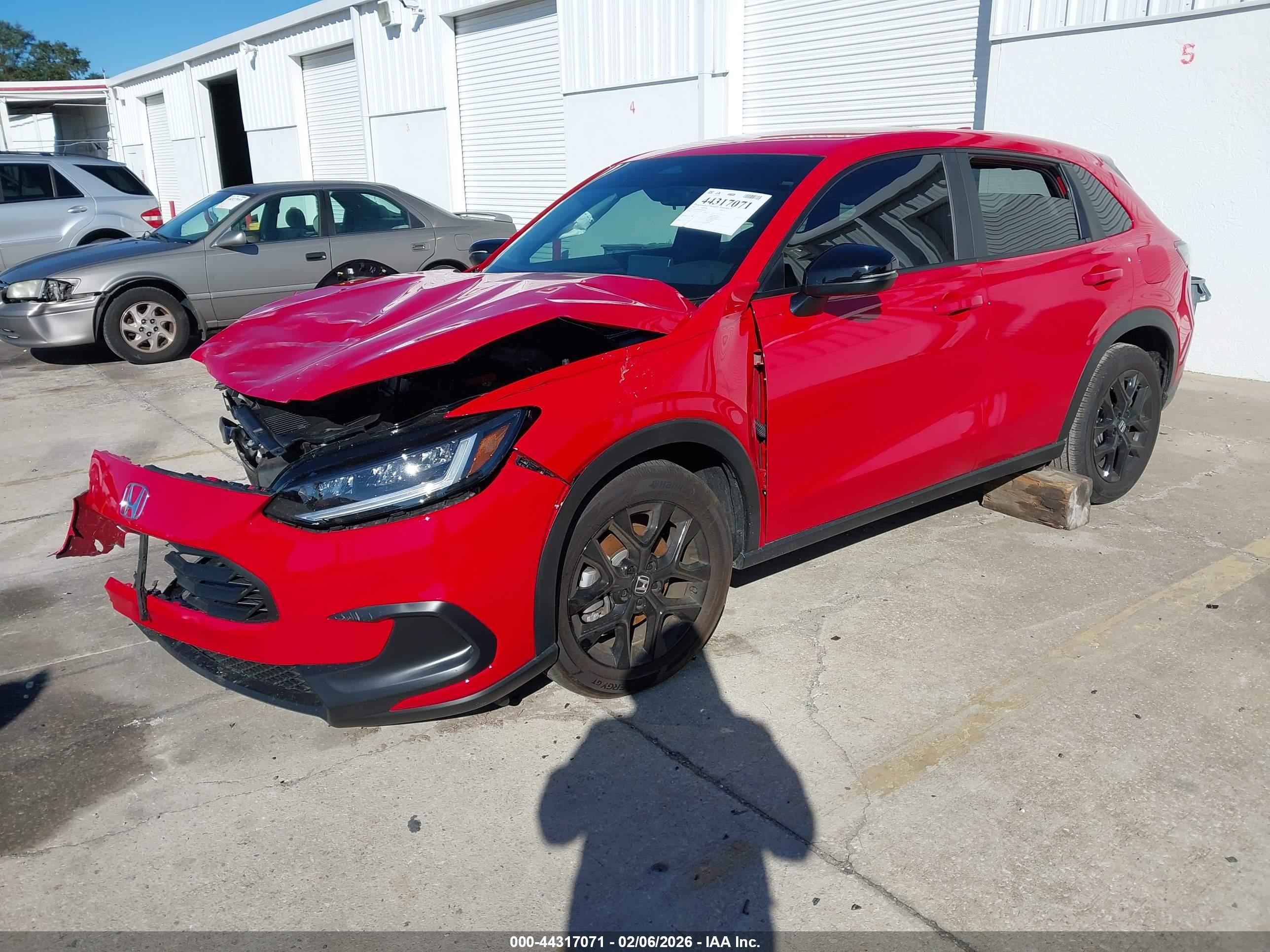 HONDA HR-V image 2