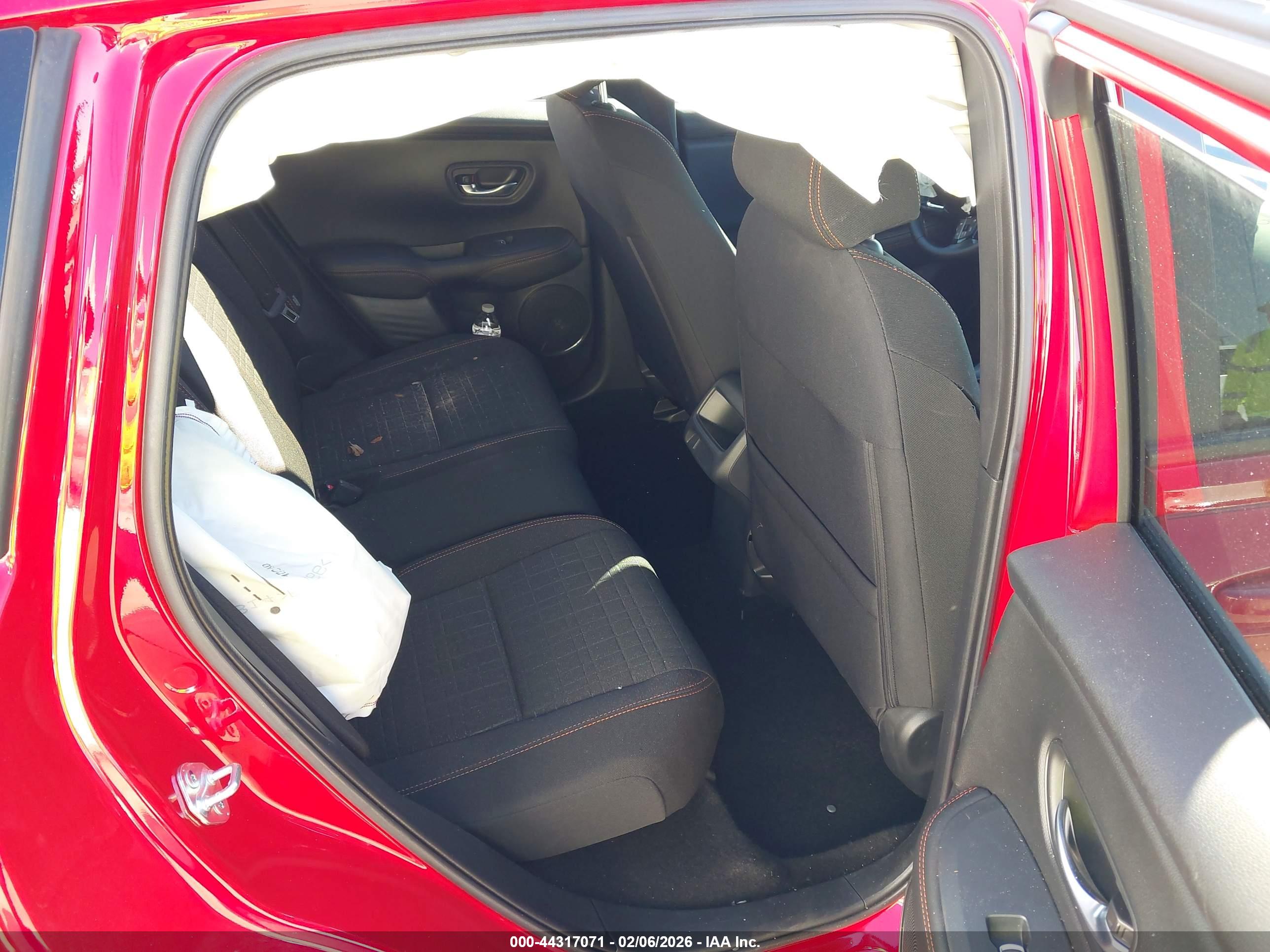 HONDA HR-V image 8