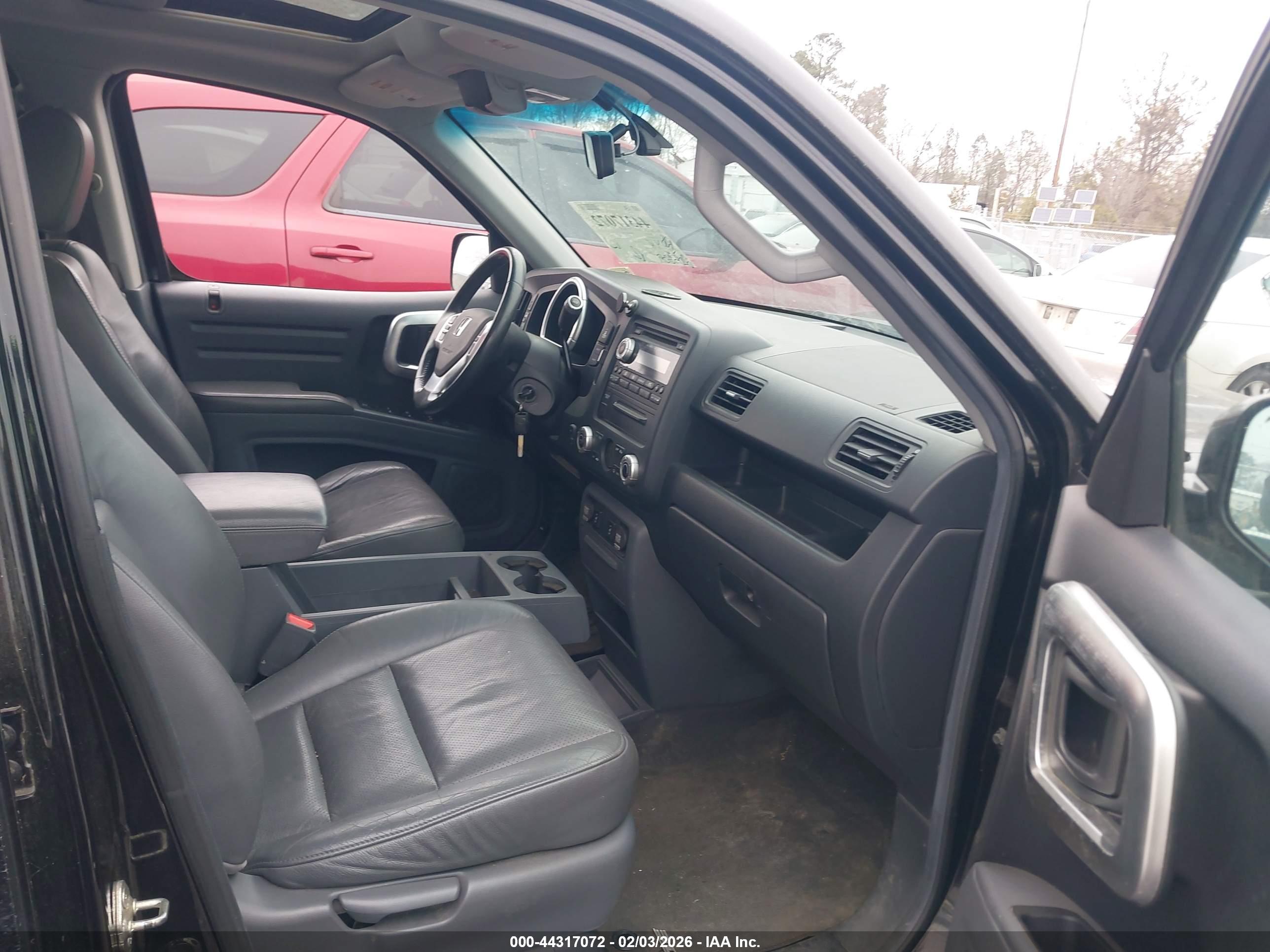 HONDA RIDGELINE image 5