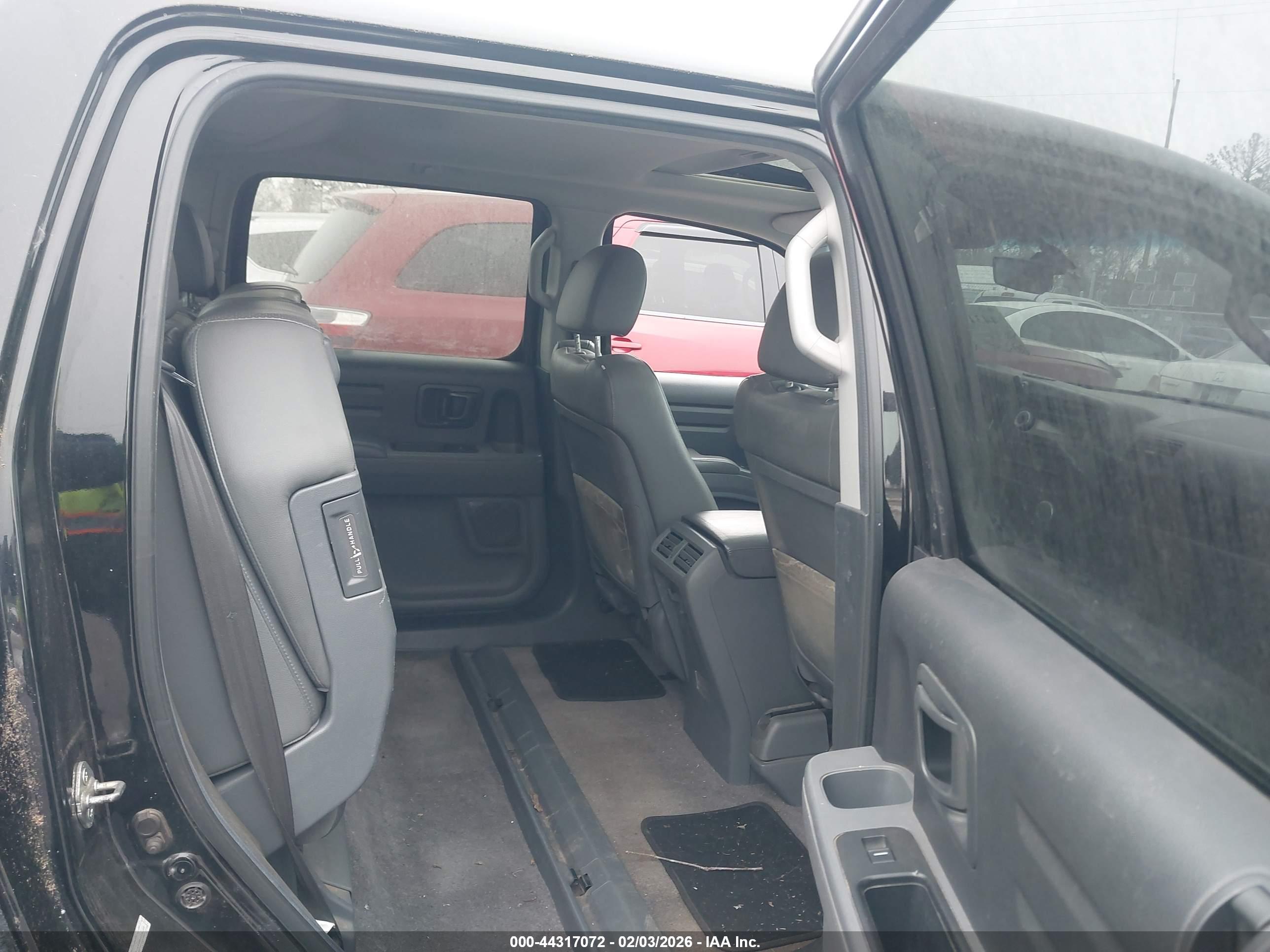 HONDA RIDGELINE image 8
