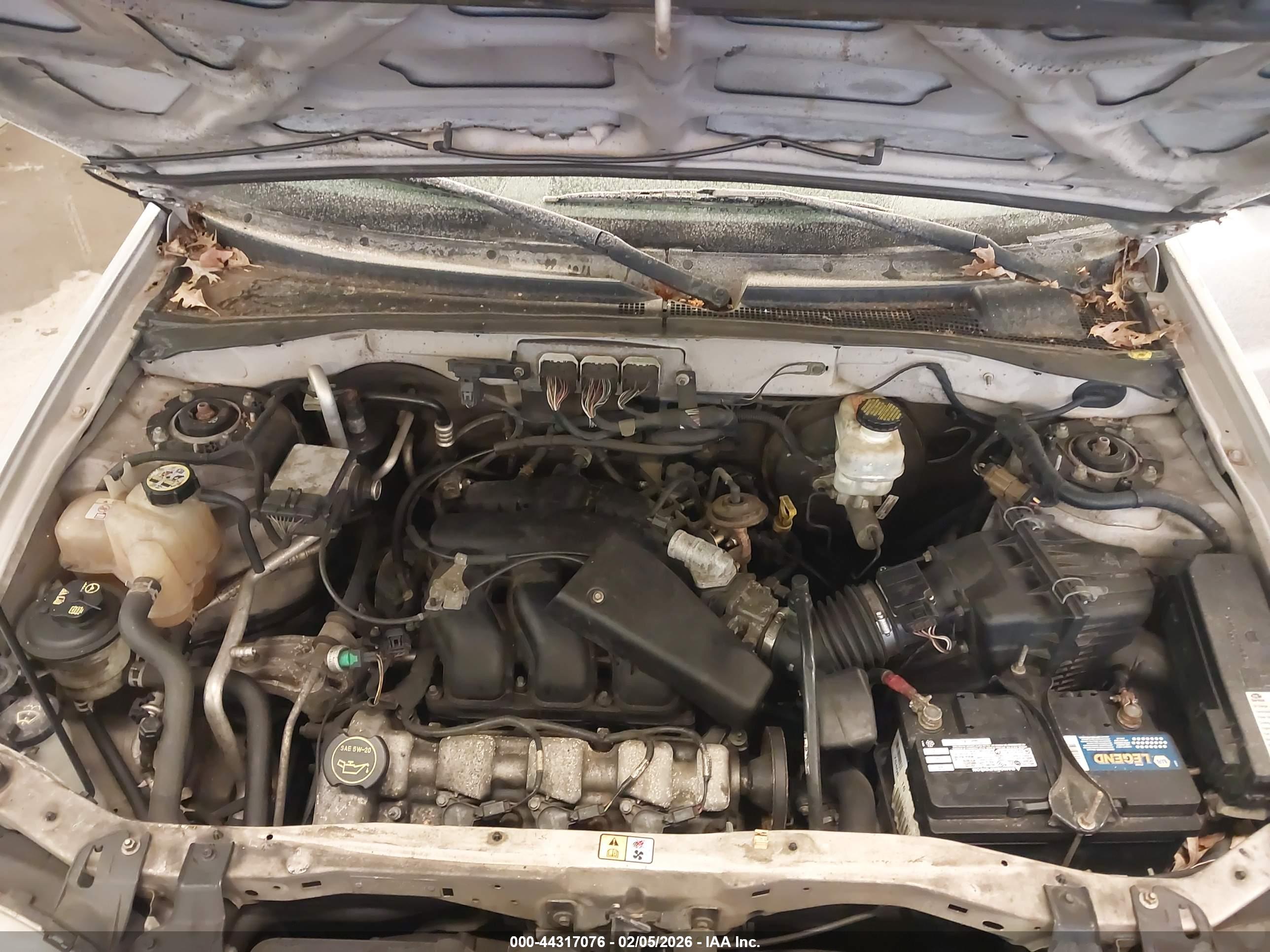 FORD ESCAPE image 10