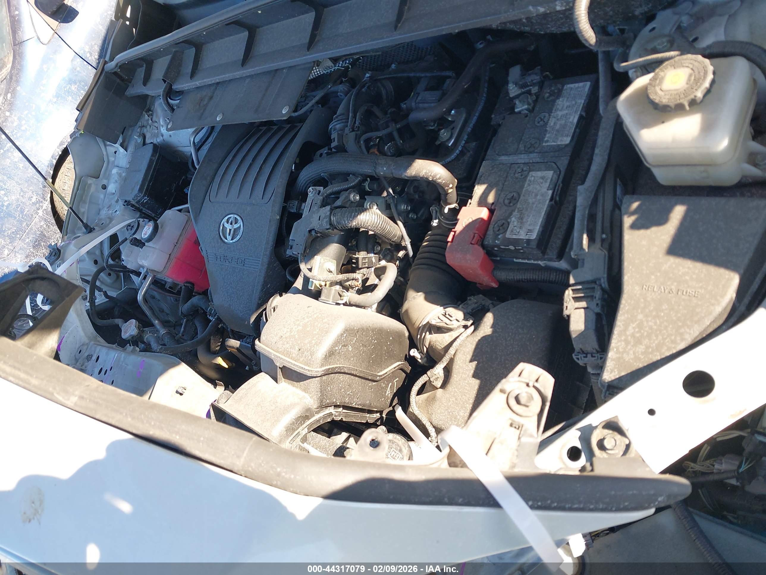 TOYOTA HIGHLANDER image 10