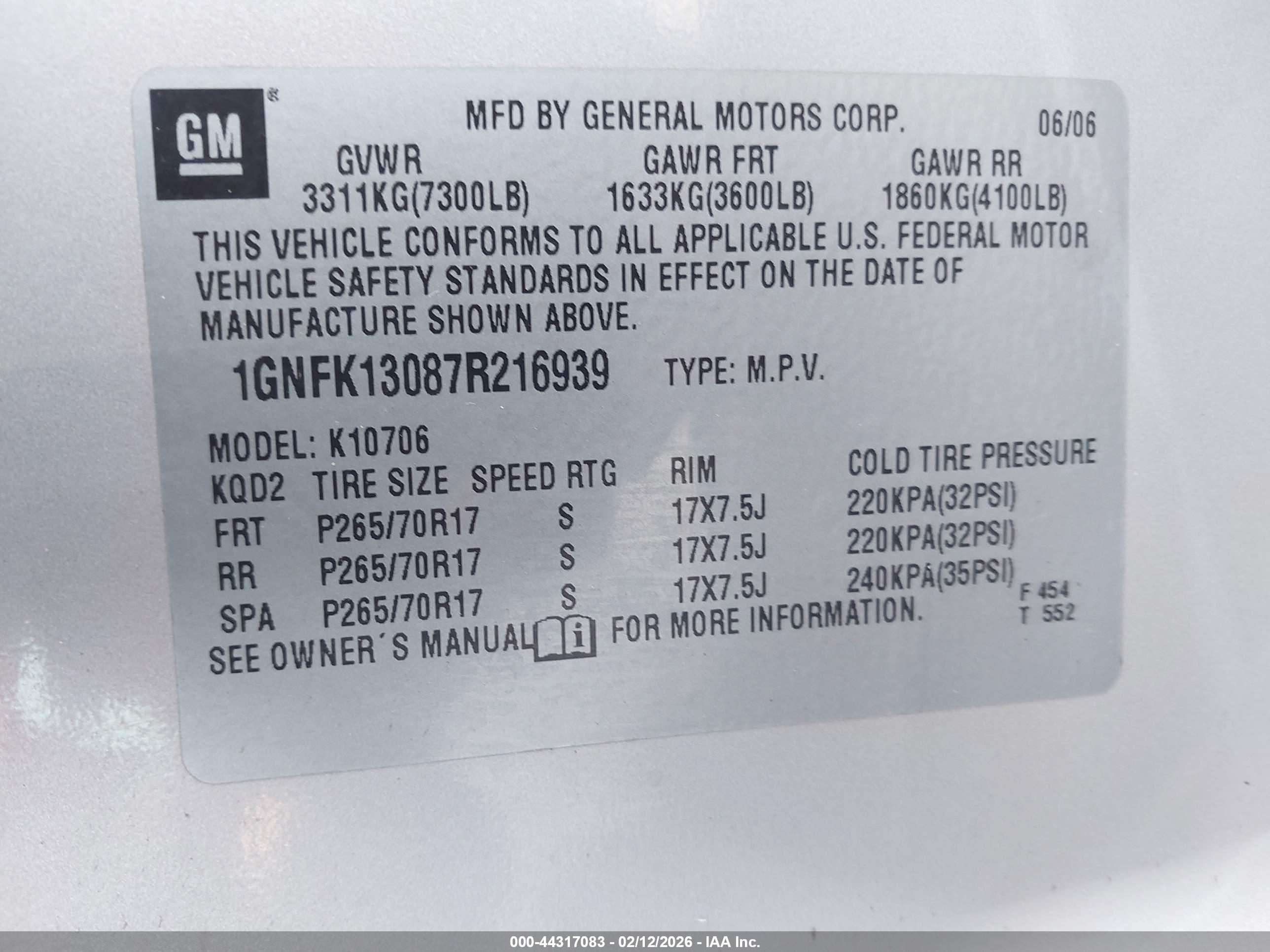 CHEVROLET TAHOE image 9