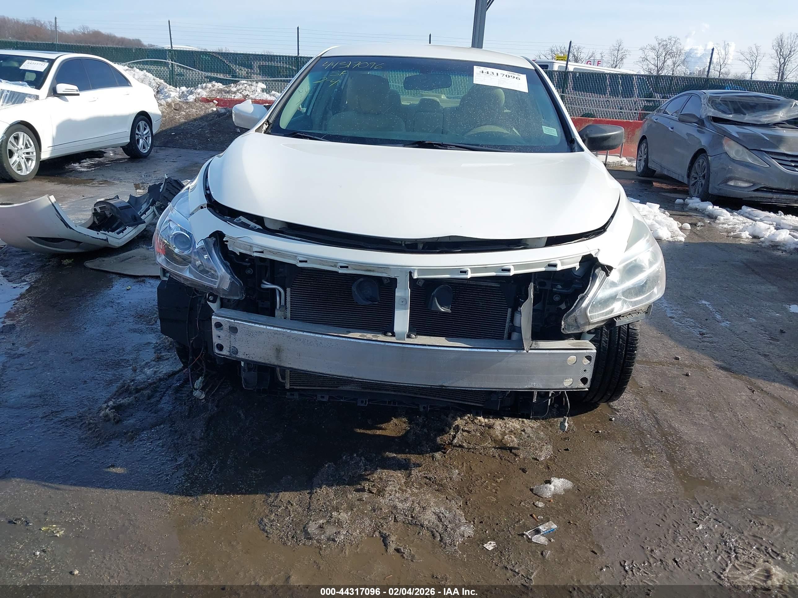 NISSAN ALTIMA image 6