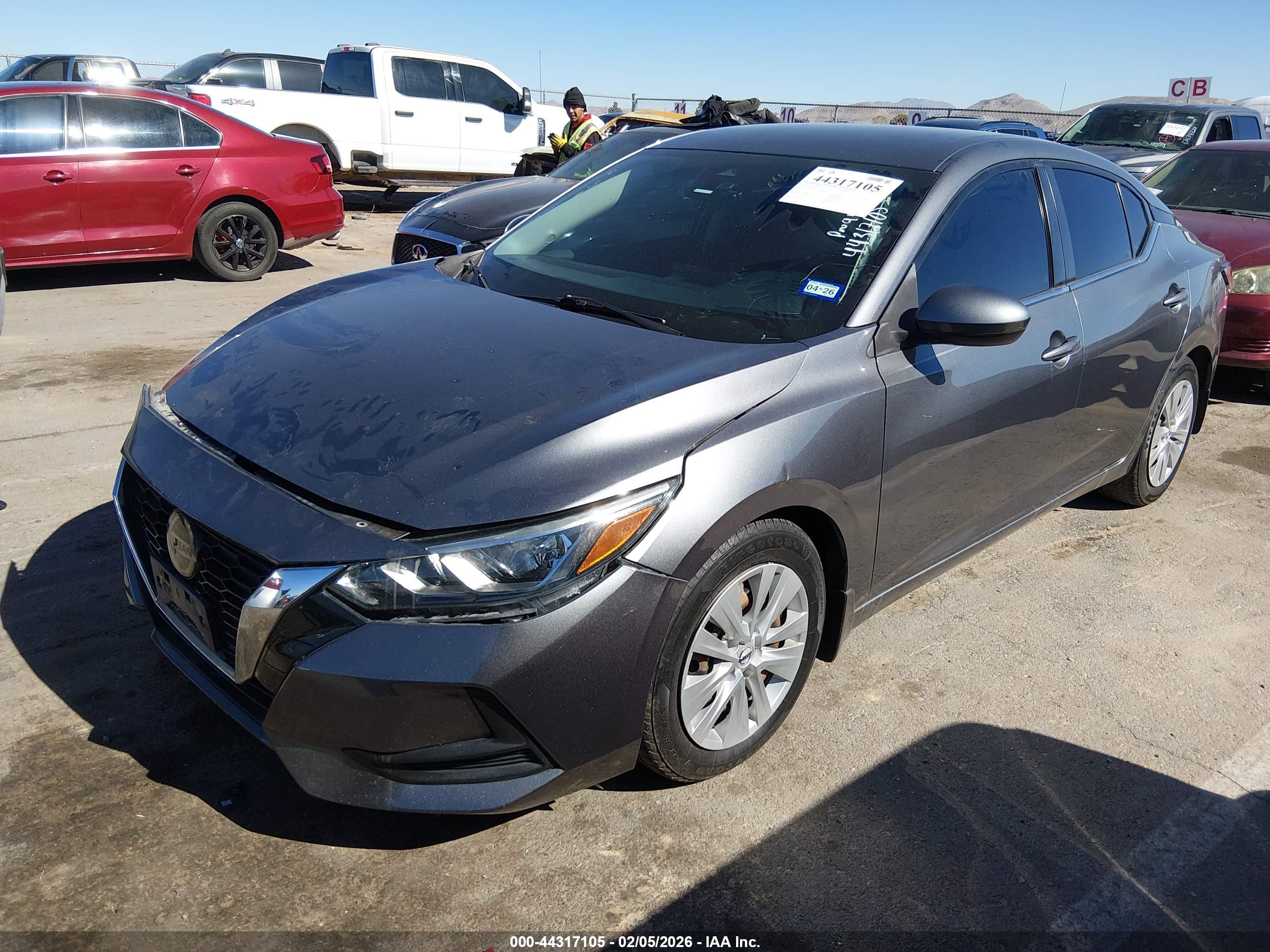 NISSAN SENTRA image 2