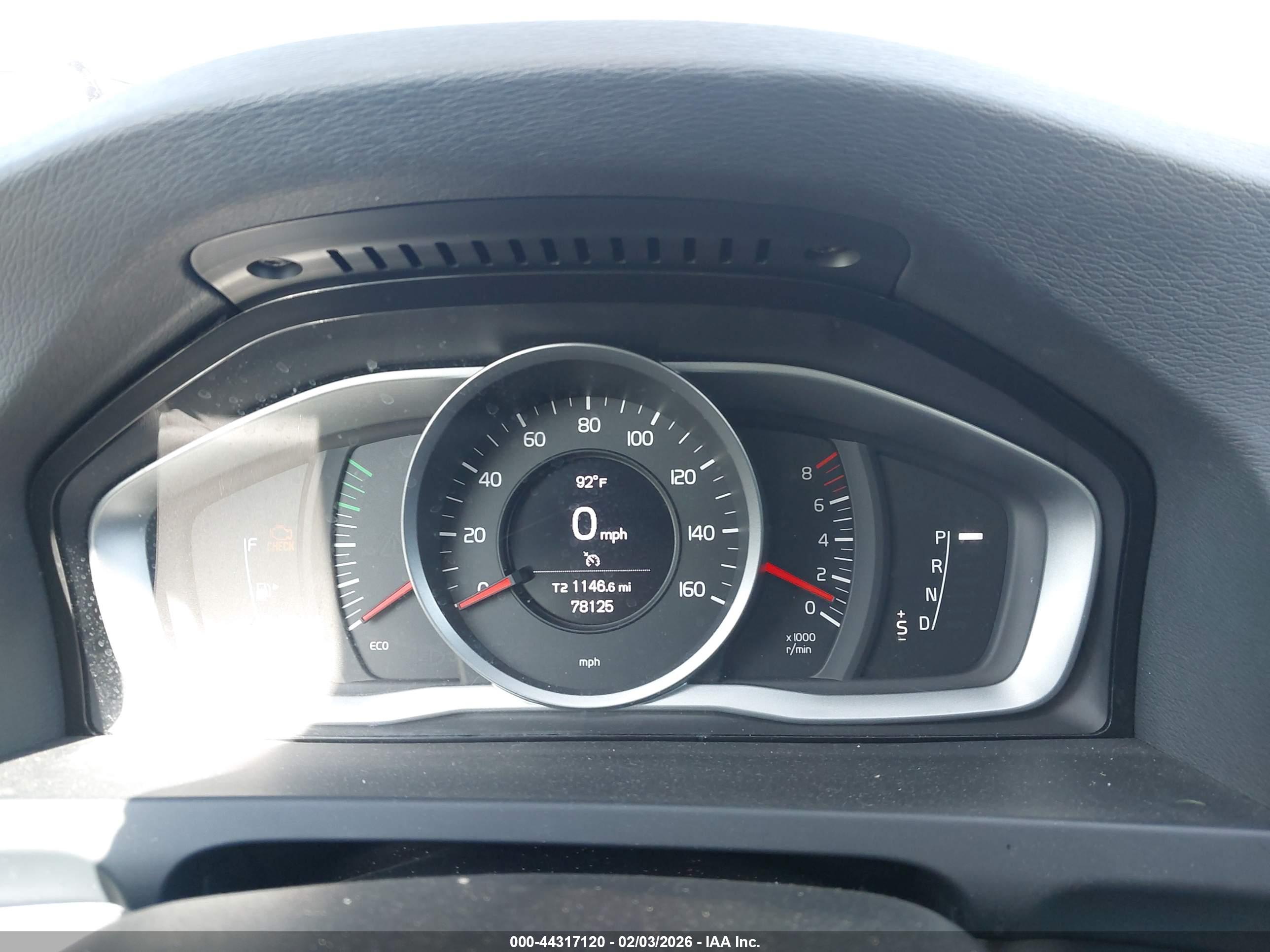 VOLVO S60 image 7