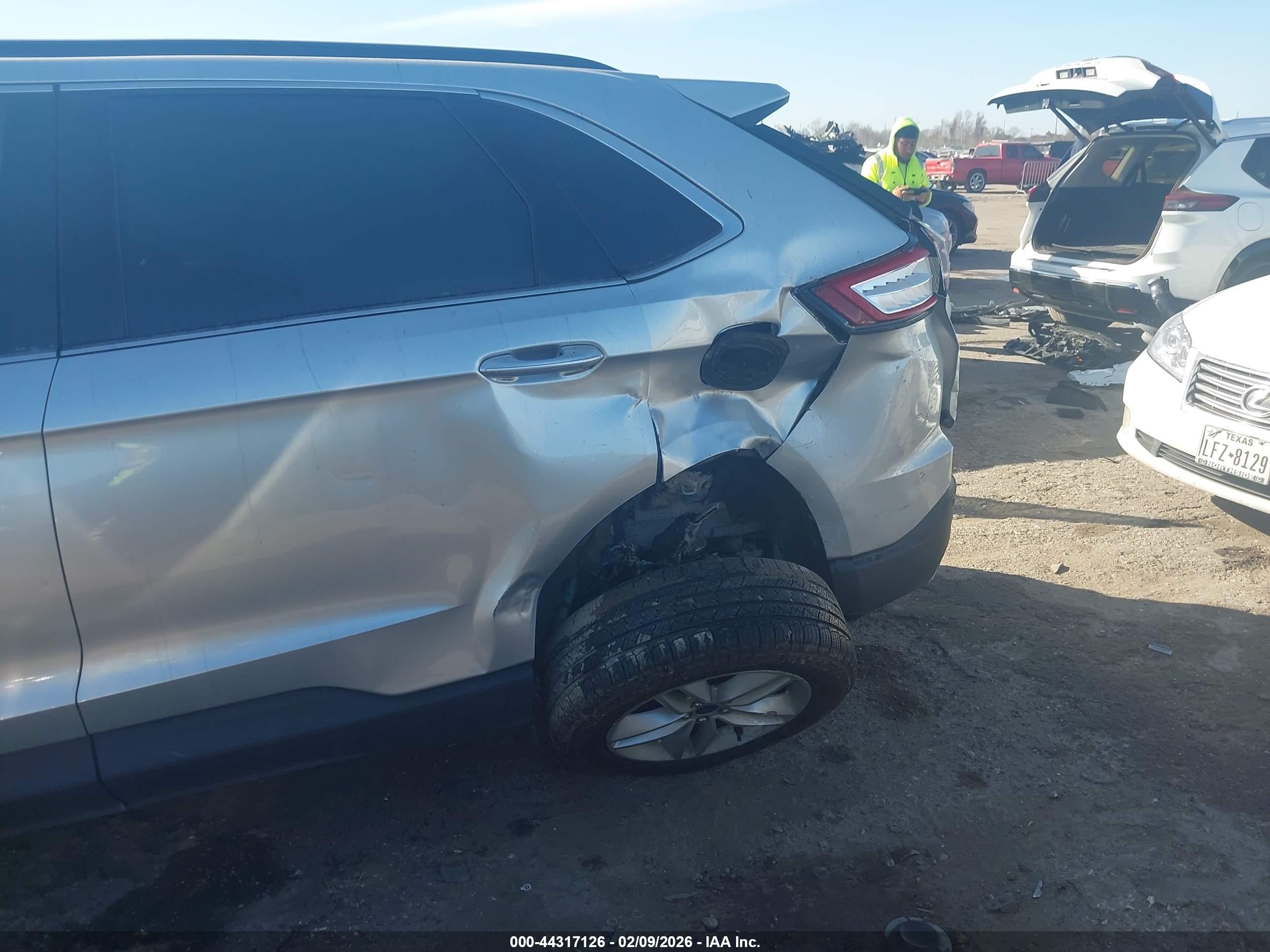 FORD EDGE image 6