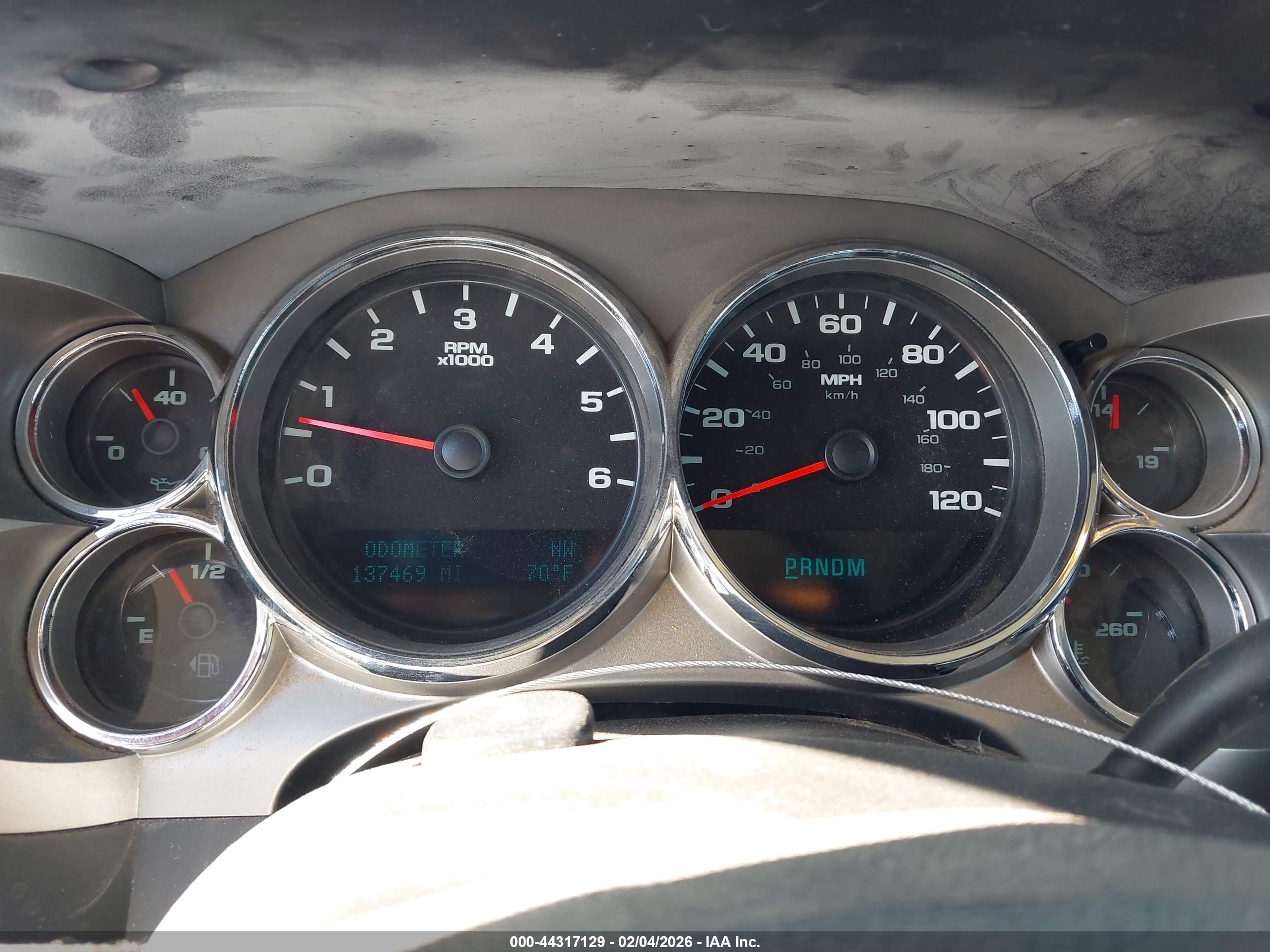 CHEVROLET SILVERADO image 7
