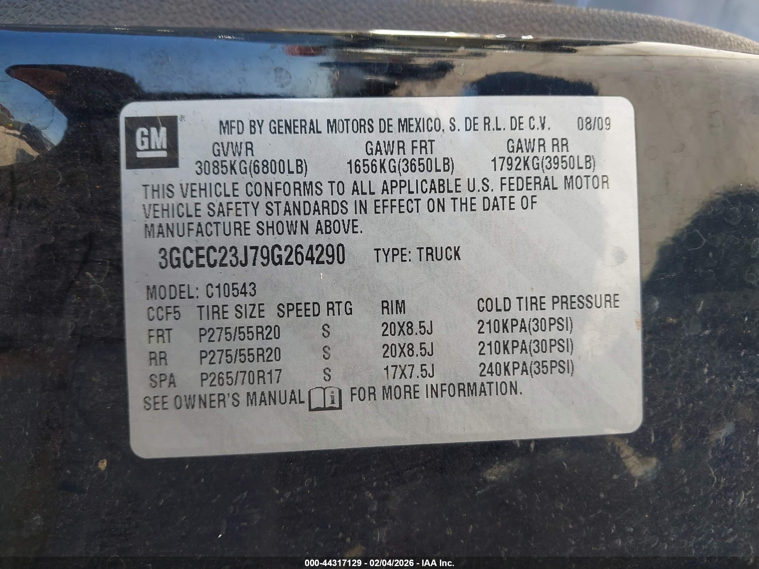 CHEVROLET SILVERADO image 9