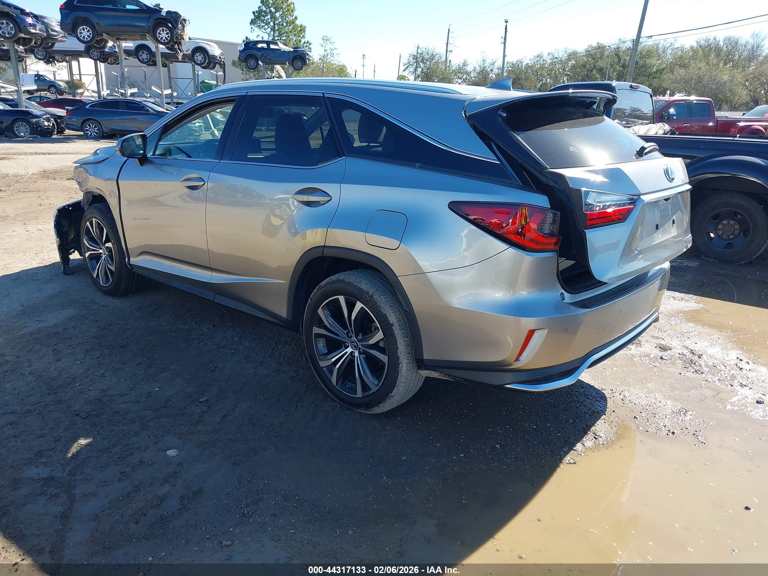LEXUS RX image 3